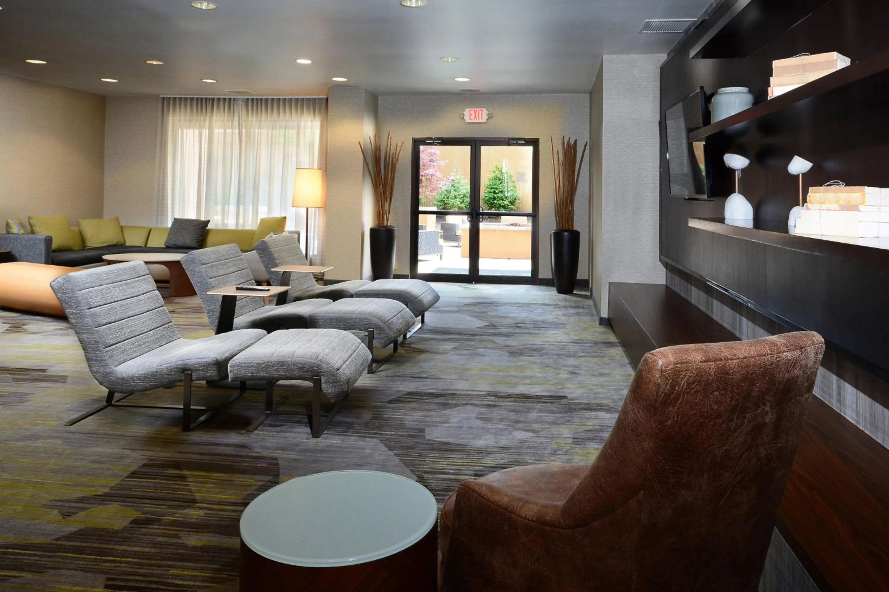 Lobby or reception in Courtyard Beckley