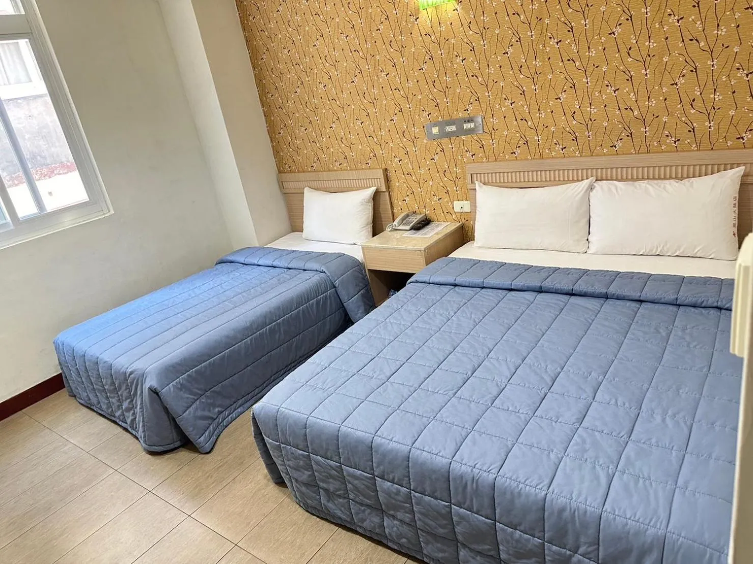 Bed in Songshan Hotel