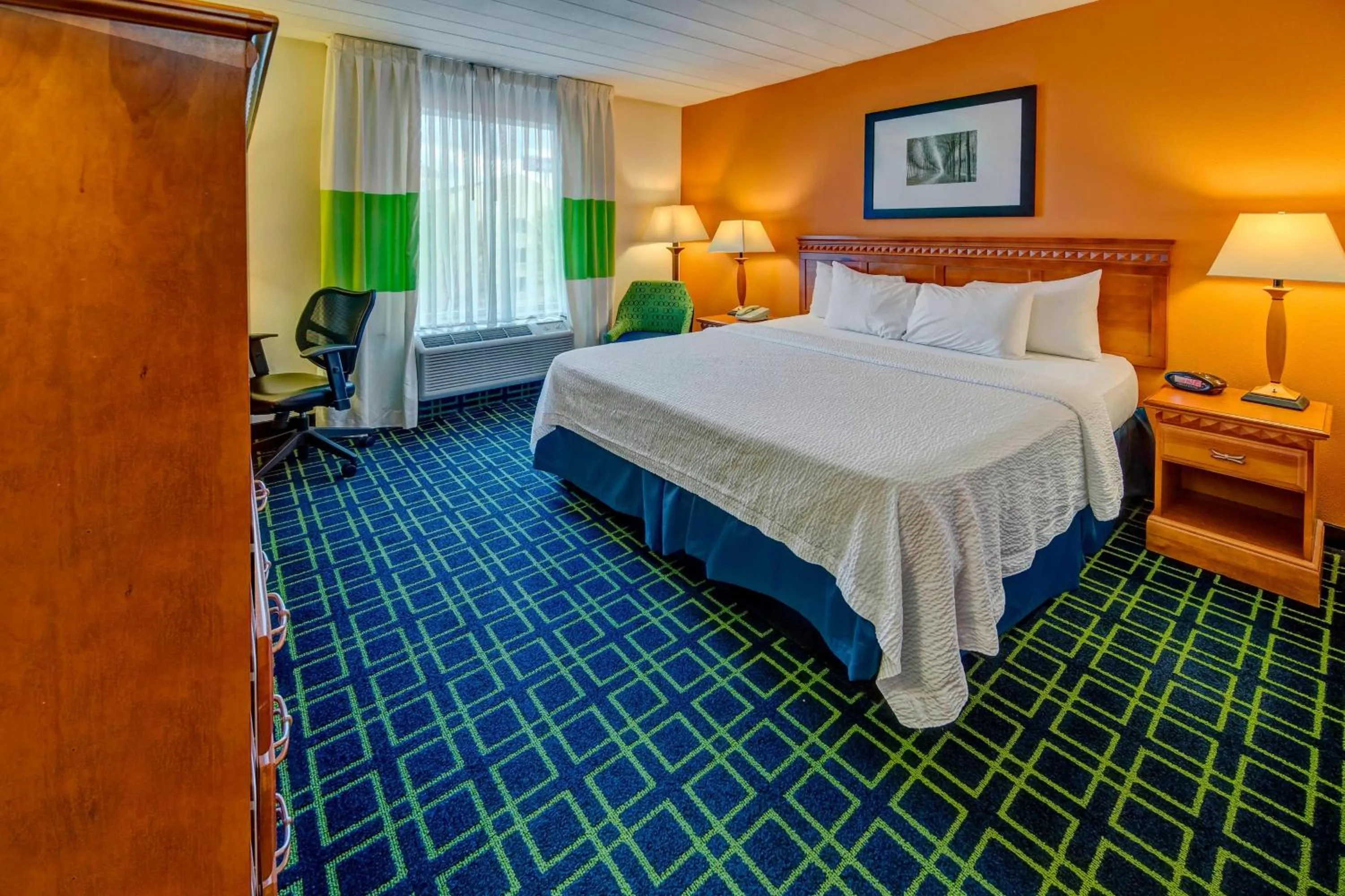 Photo of the whole room, Bed in Spark by Hilton Murfreesboro