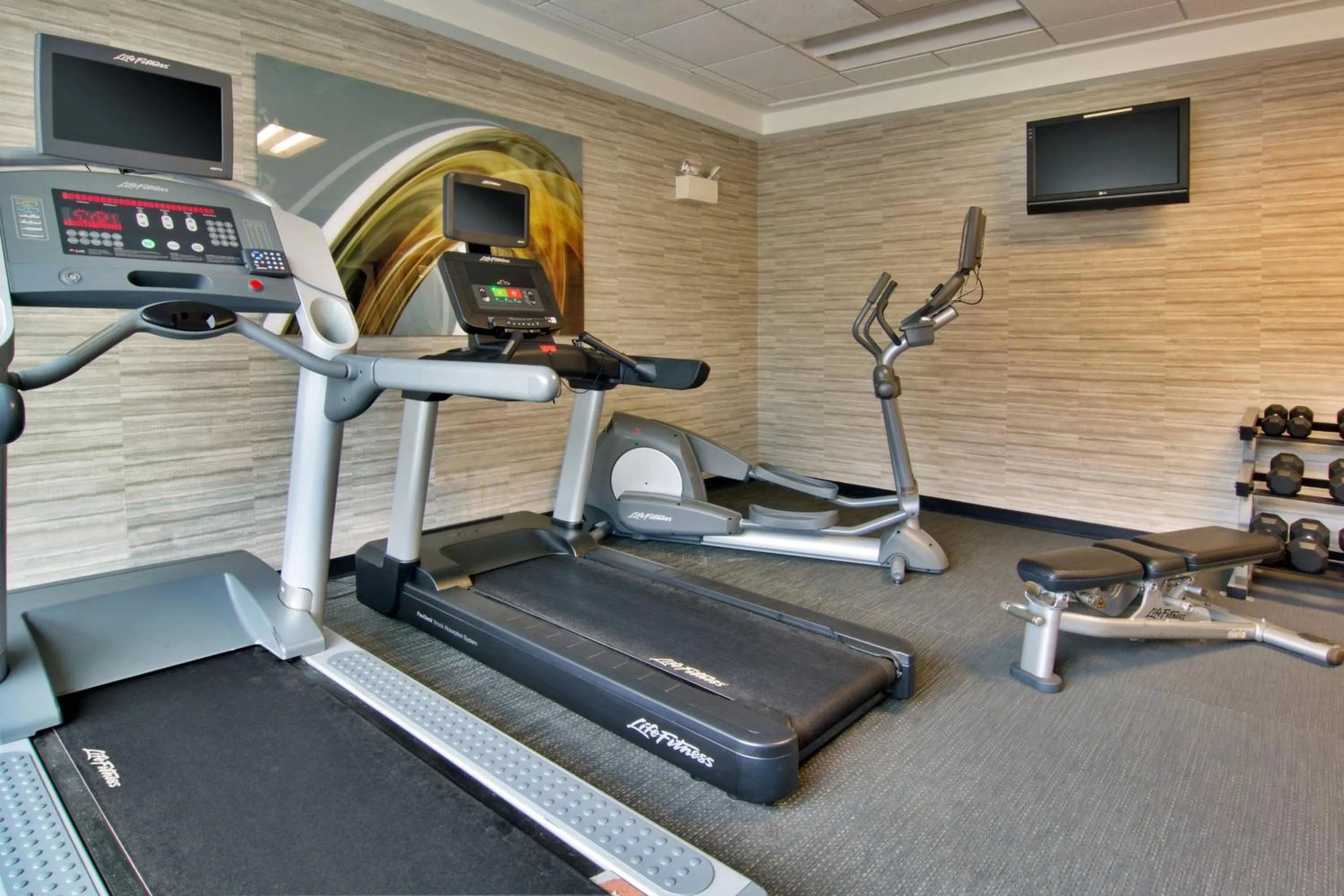 Fitness centre/facilities in Courtyard by Marriott Clarksville