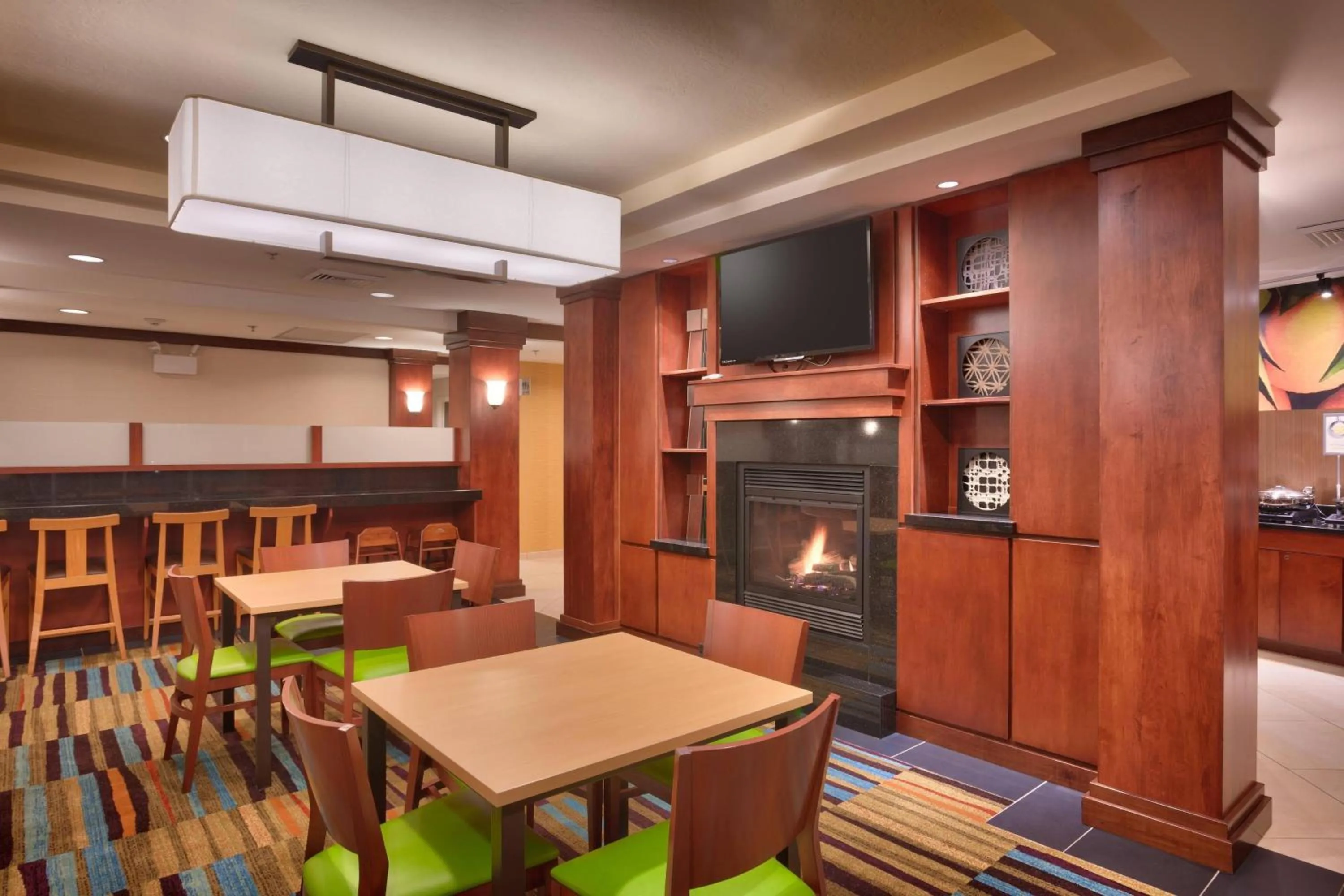 Restaurant/places to eat in Fairfield Inn & Suites Boise Nampa