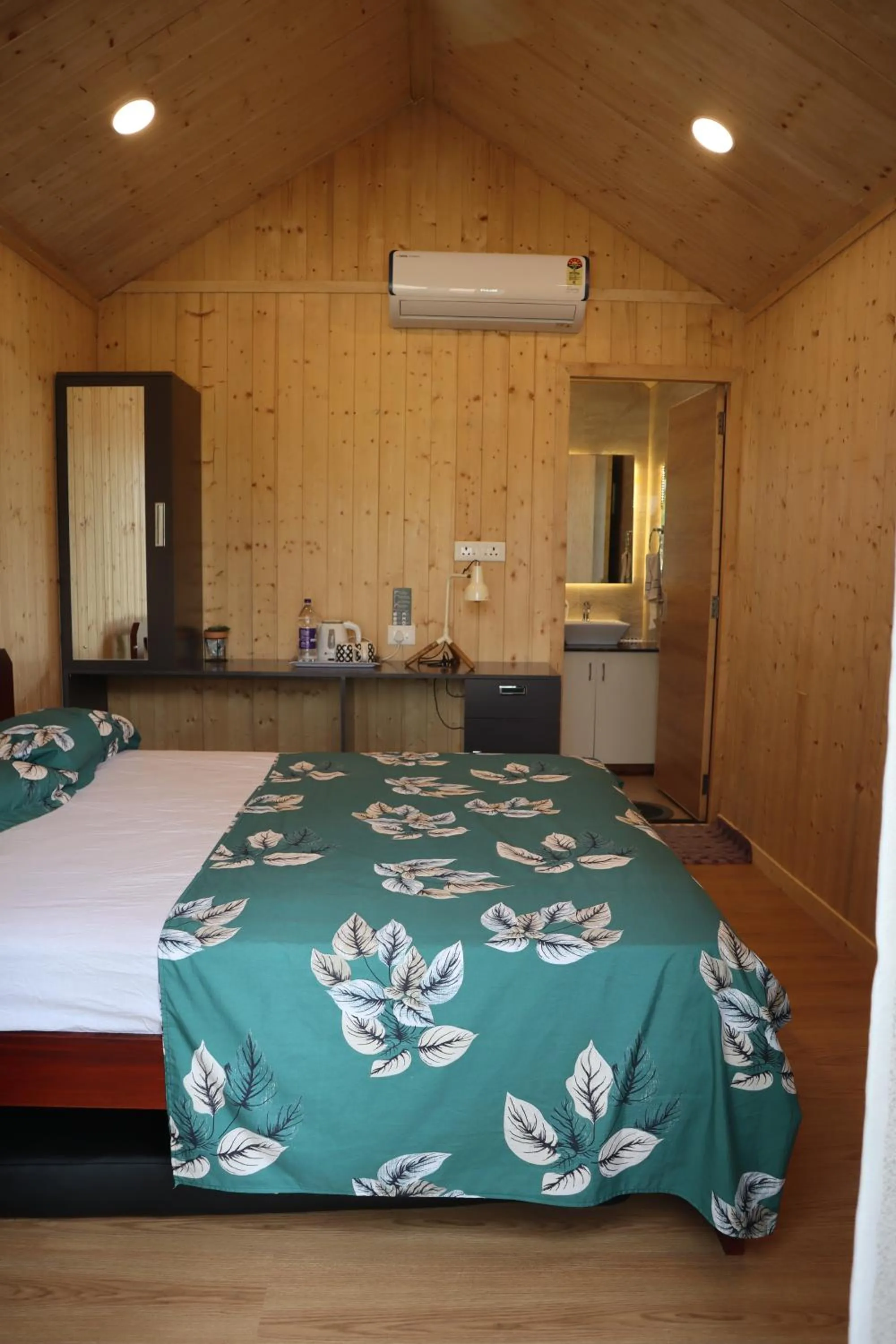Photo of the whole room, Bed in GreenChromide Homestays