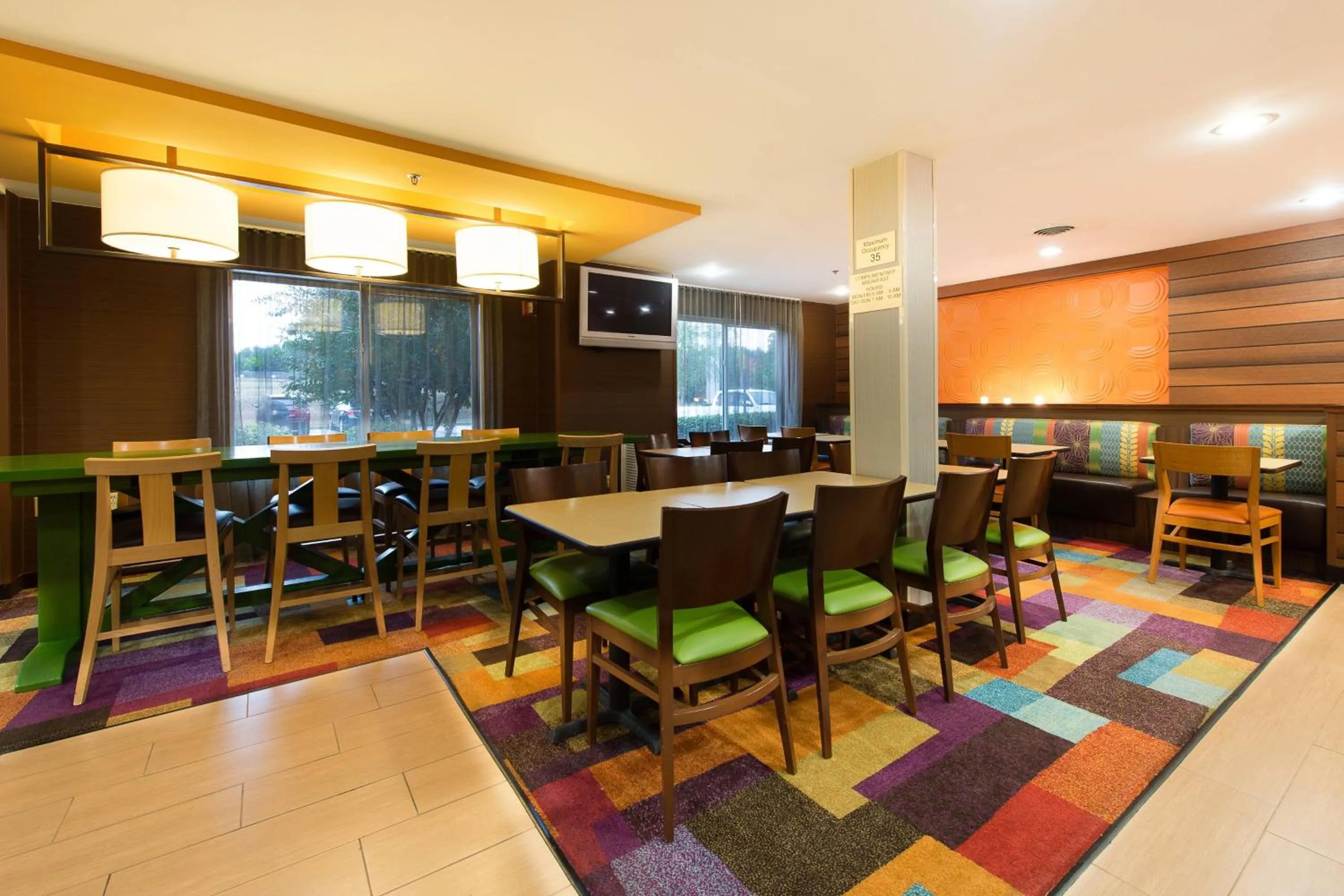 Restaurant/places to eat in Fairfield Inn Orangeburg