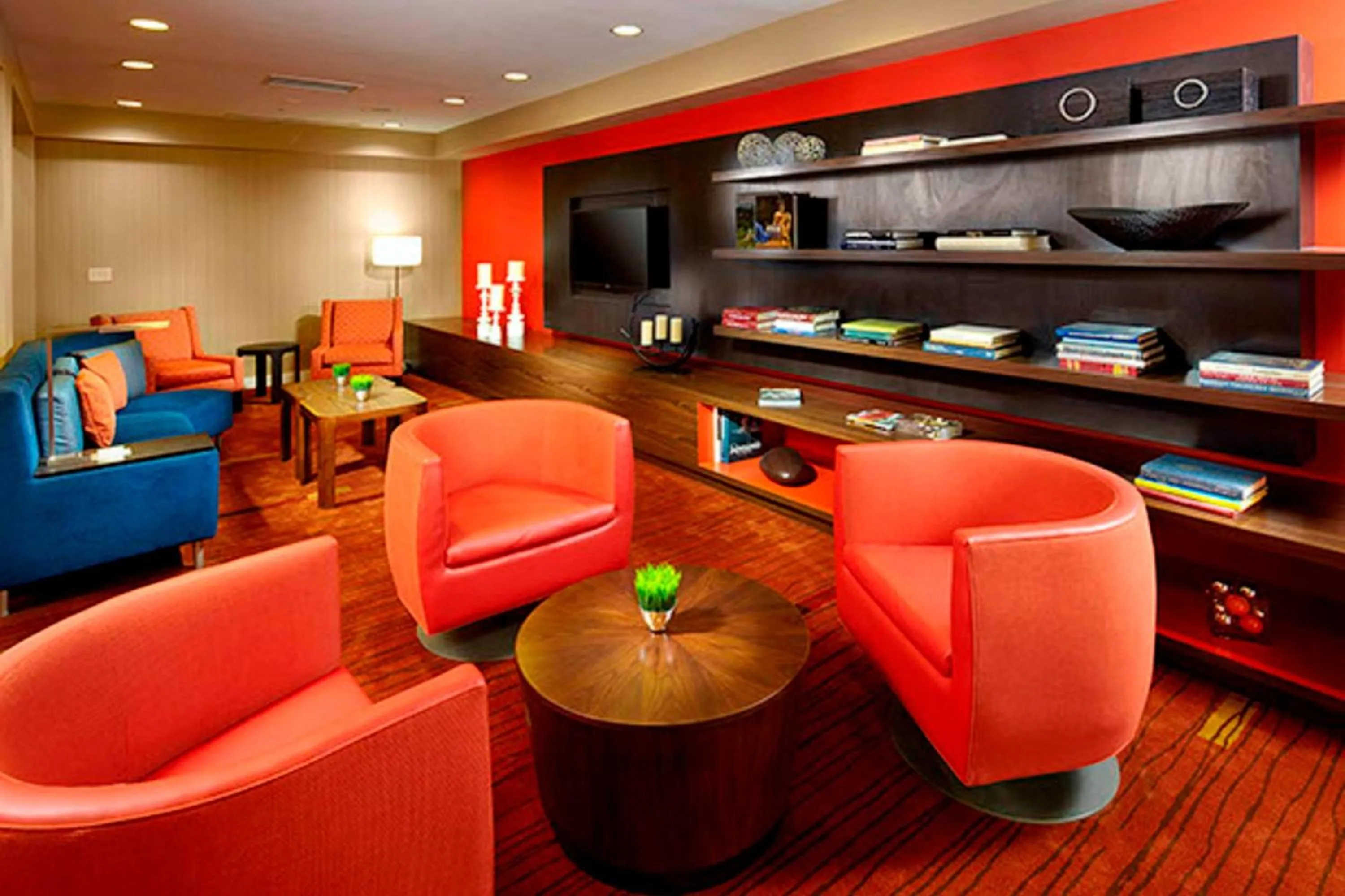 Lobby or reception in Courtyard by Marriott Akron Stow