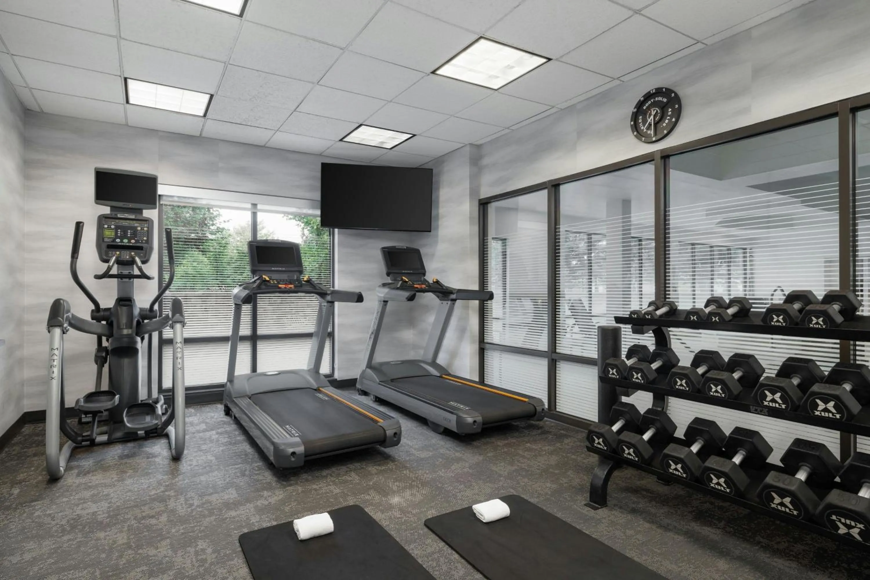 Fitness centre/facilities in Fairfield Inn & Suites by Marriott Cumberland