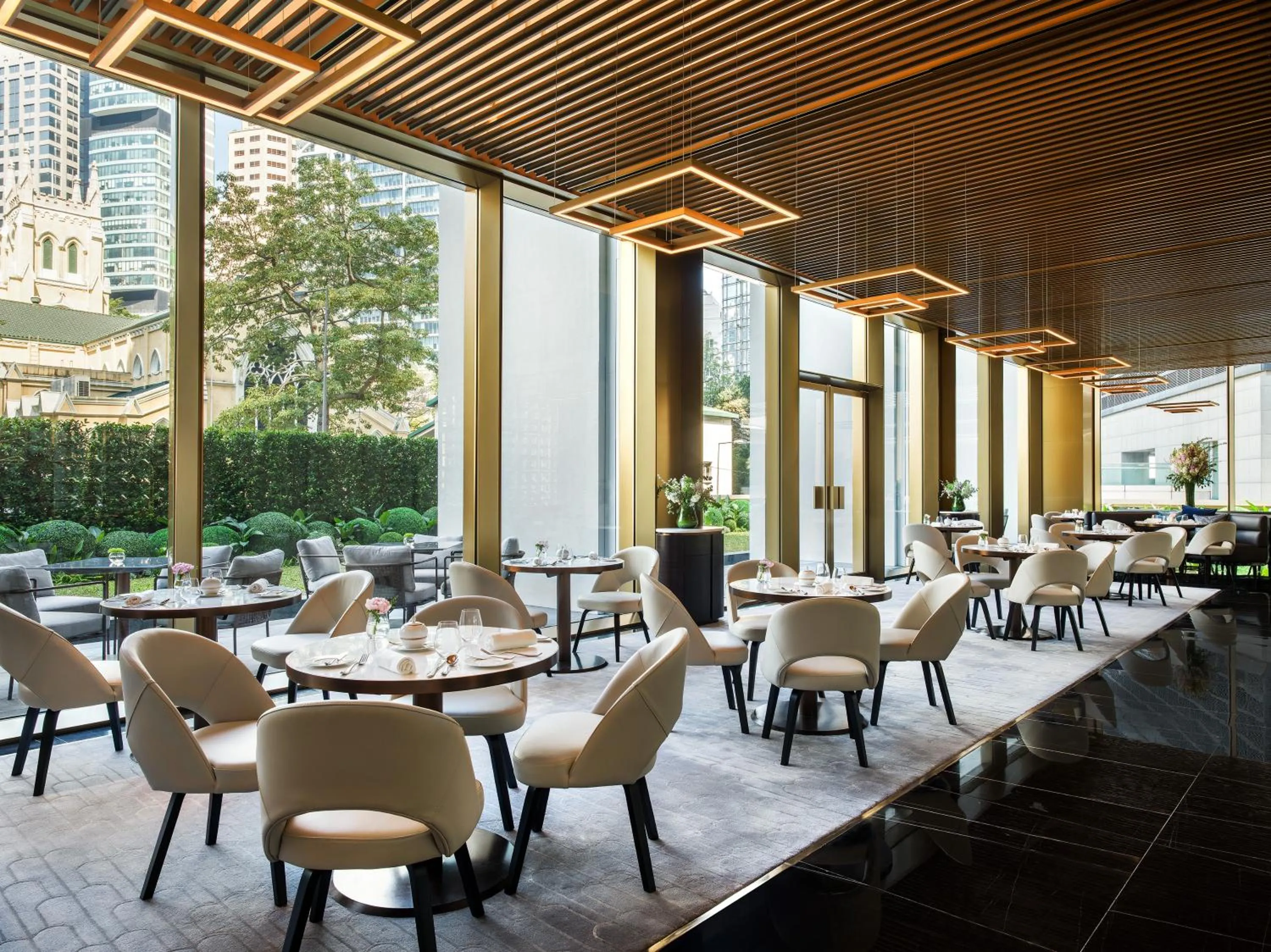 Restaurant/places to eat in The Murray, Hong Kong, a Niccolo Hotel