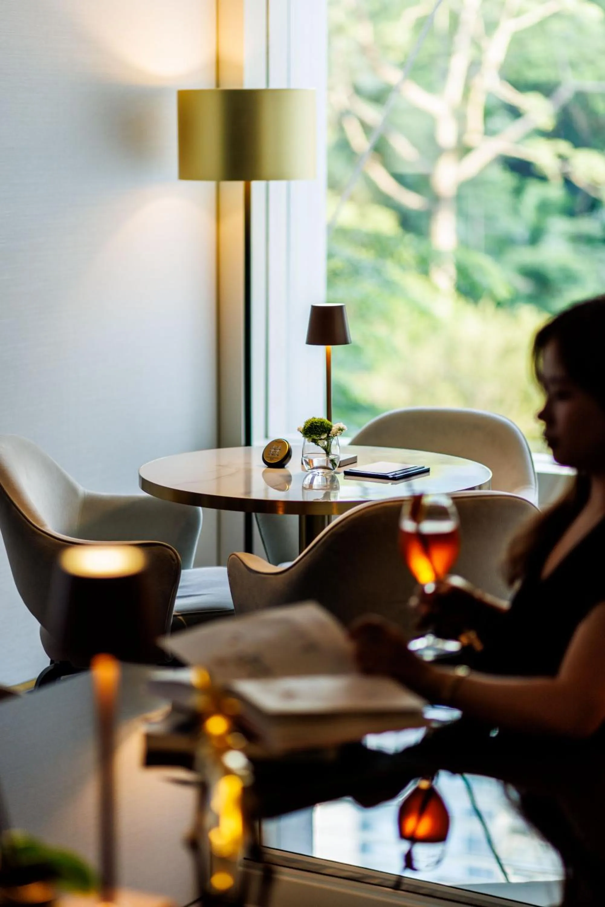 Lounge or bar in The Murray, Hong Kong, a Niccolo Hotel