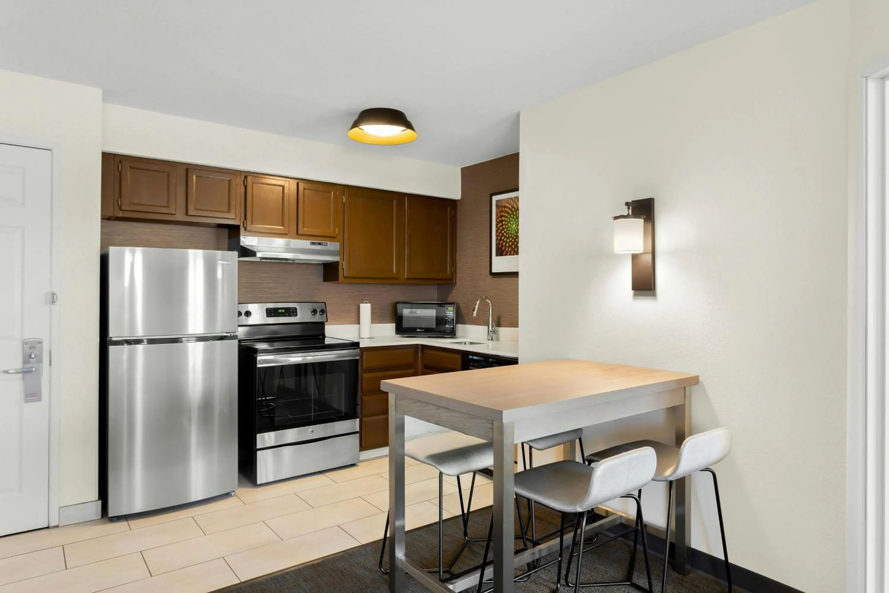 Kitchen or kitchenette in Residence Inn Chicago Southeast/Hammond, IN