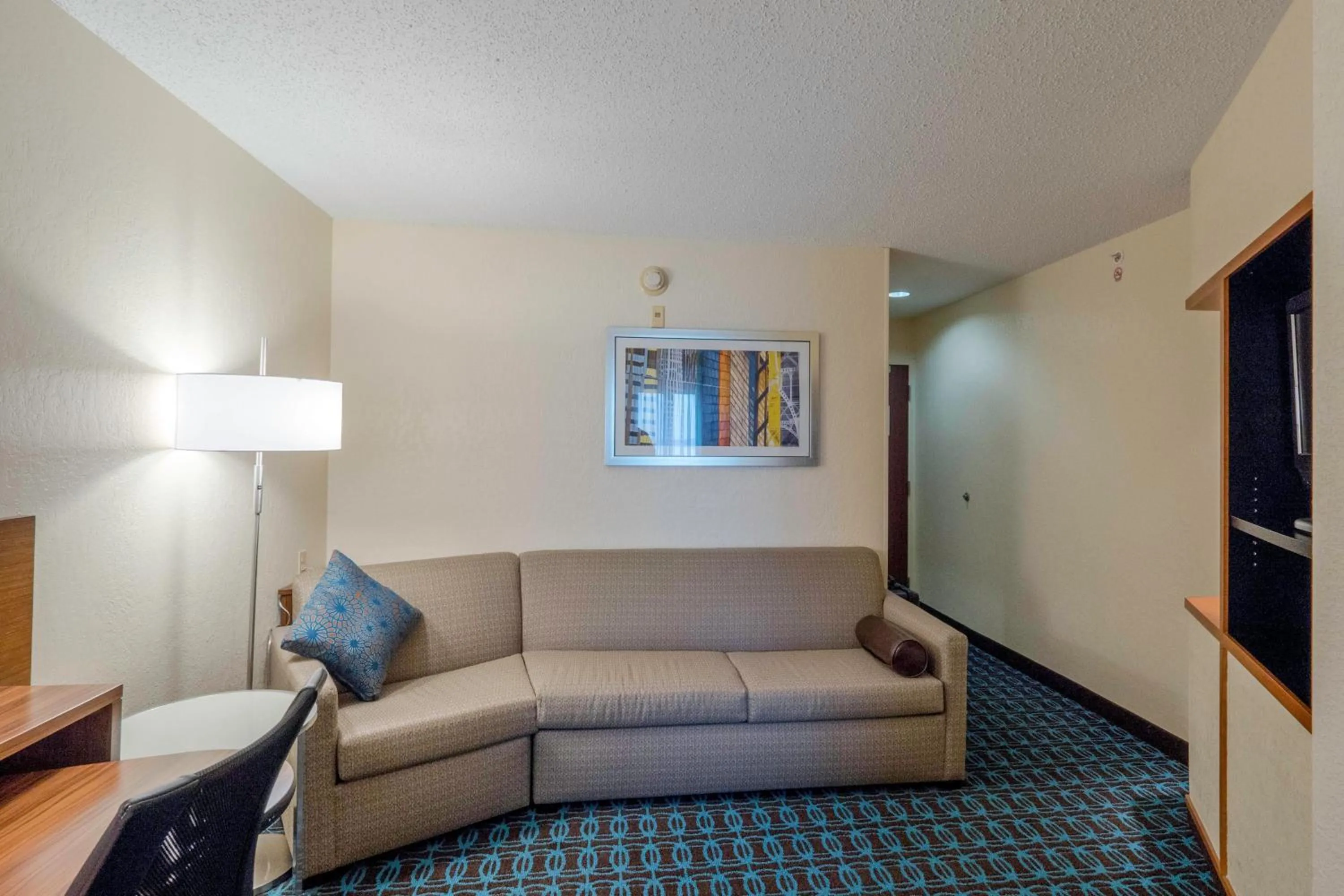 Living room in Fairfield Inn & Suites by Marriott Cleveland Streetsboro