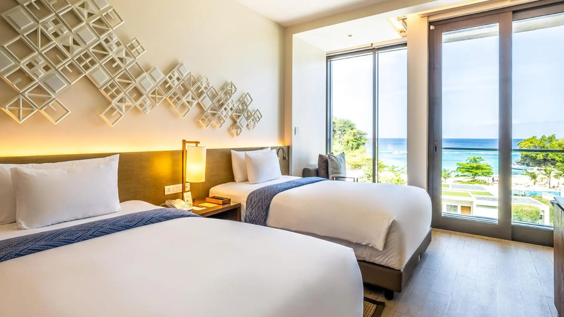 Sea view, Bed in Crimson Resort and Spa Boracay