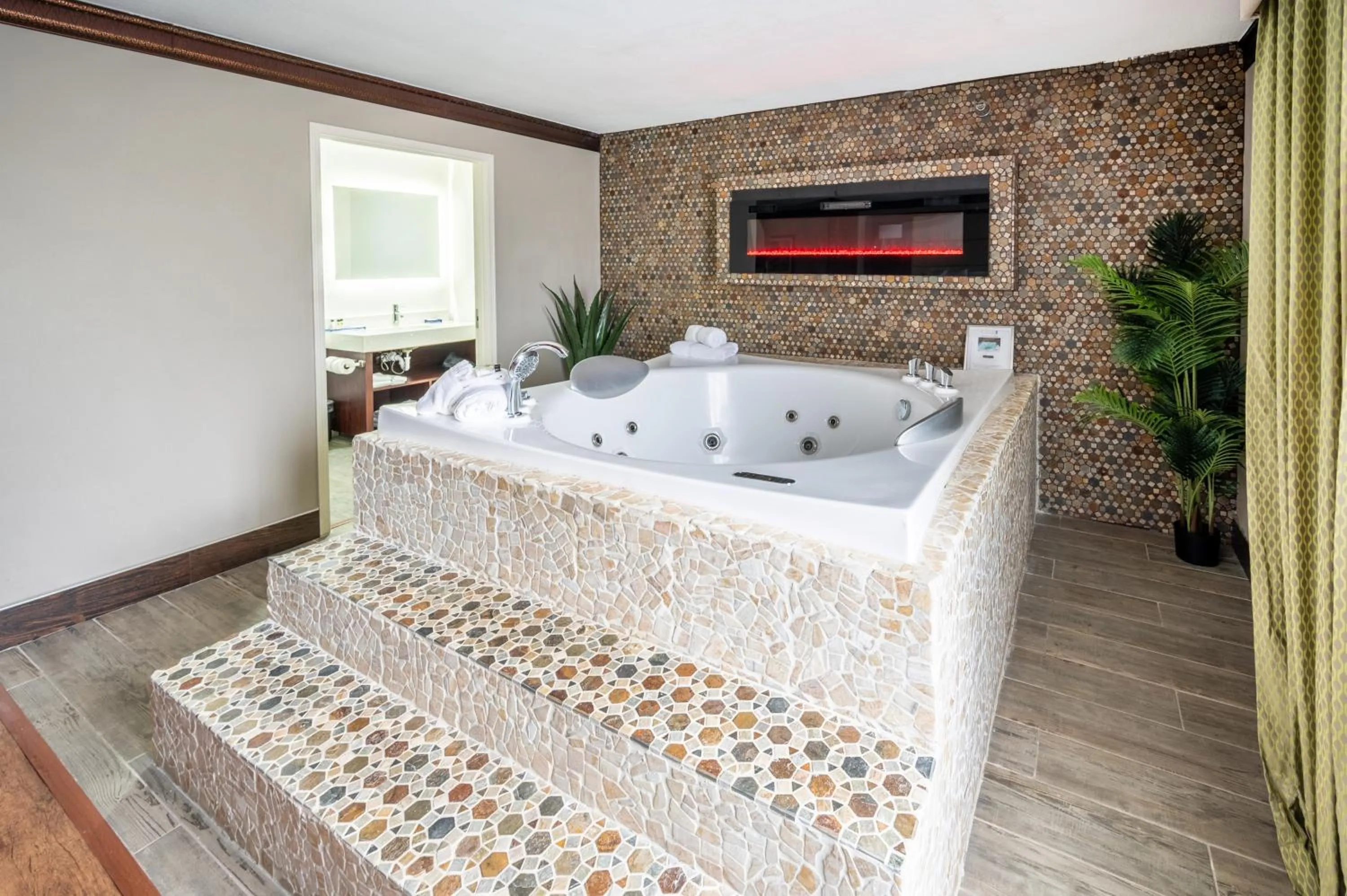 Bedroom in The Leo Collection Detroit, an Ascend Collection Hotel