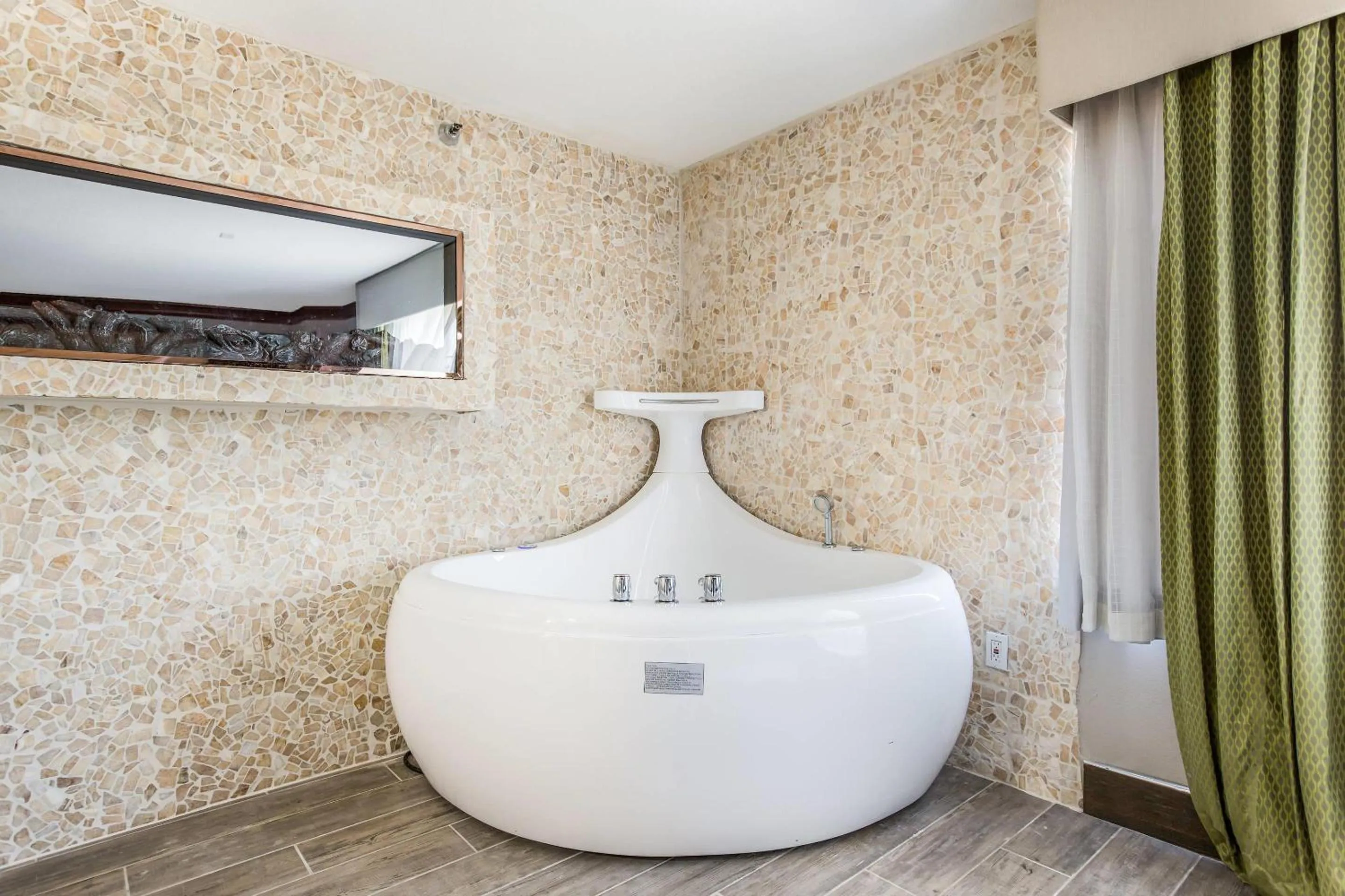 Bedroom in The Leo Collection Detroit, an Ascend Collection Hotel