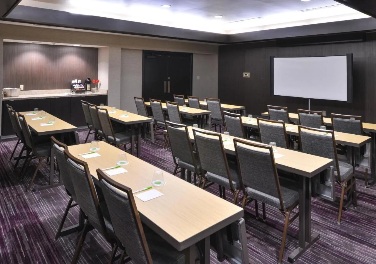 Meeting/conference room in Courtyard by Marriott Charlotte Matthews