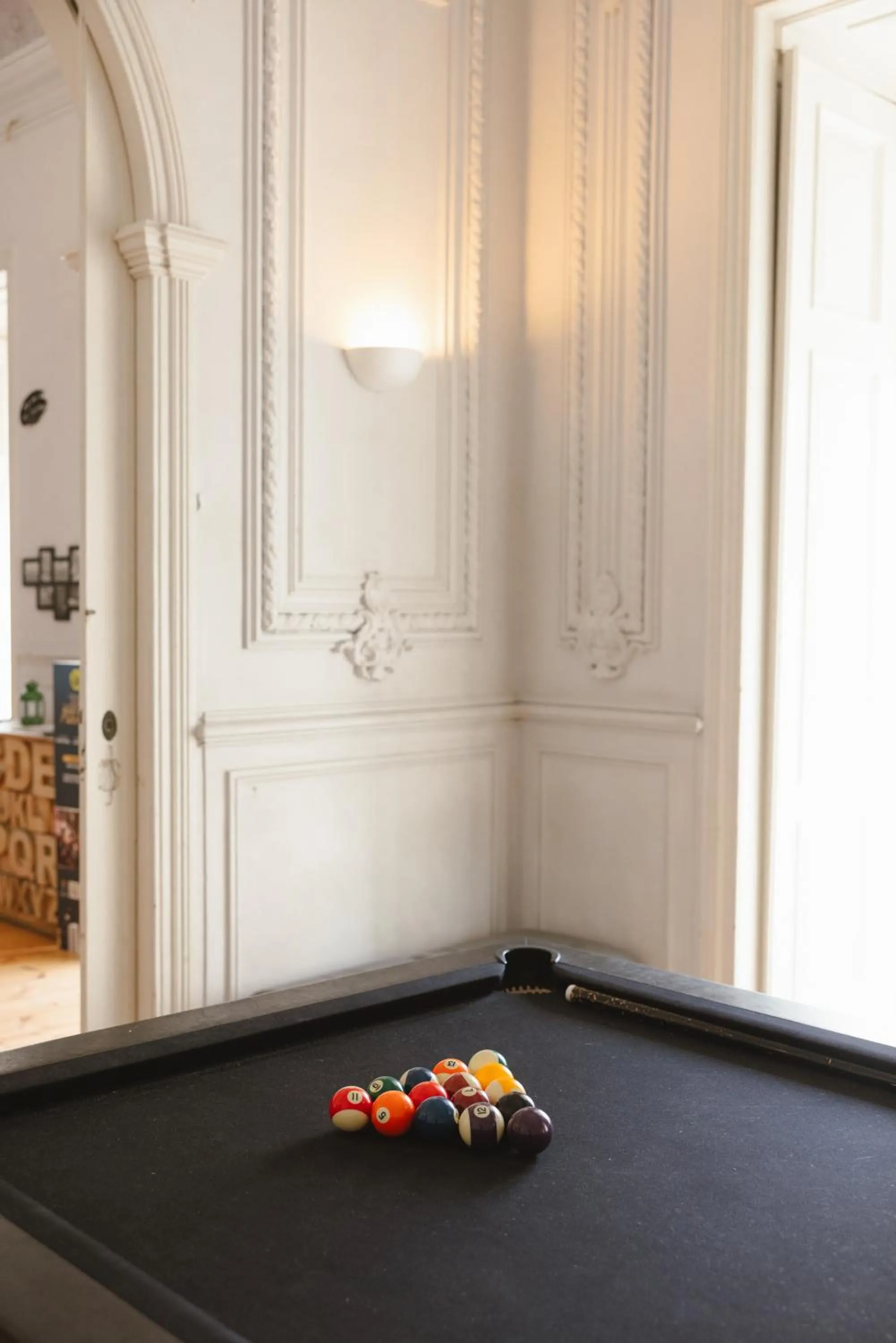 Billiard in Lisb'on Hostel