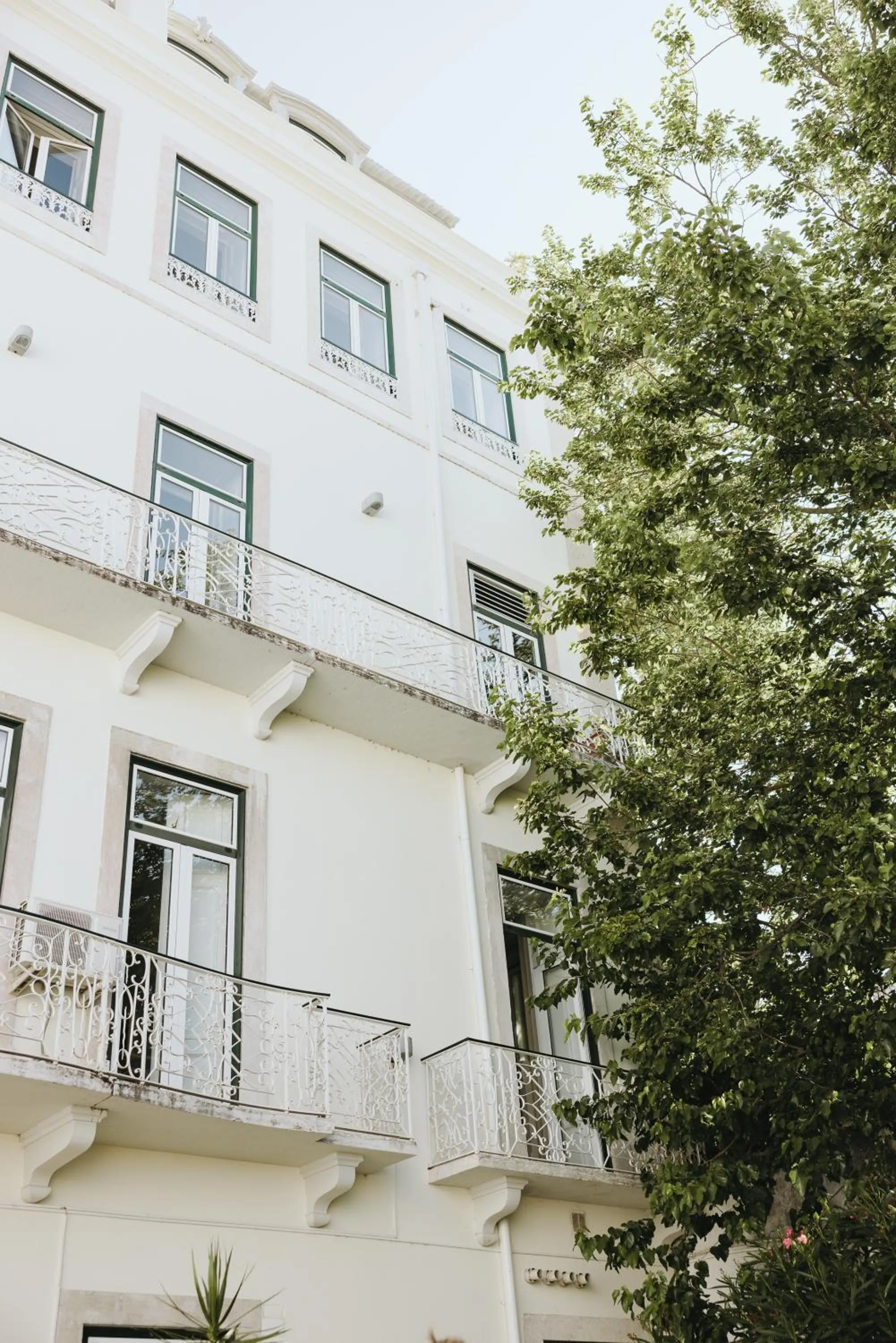 Property building in Lisb'on Hostel