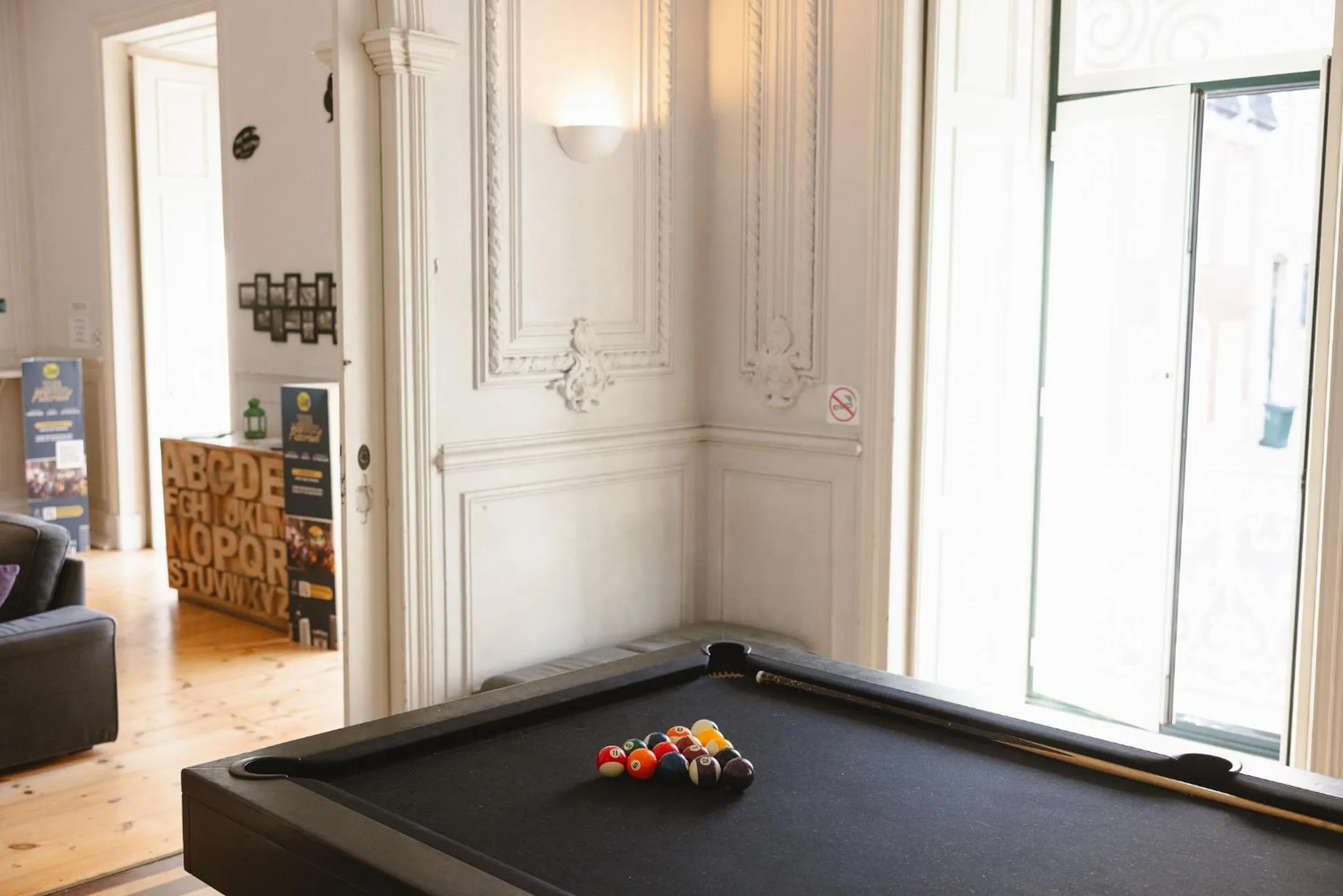 Billiard in Lisb'on Hostel