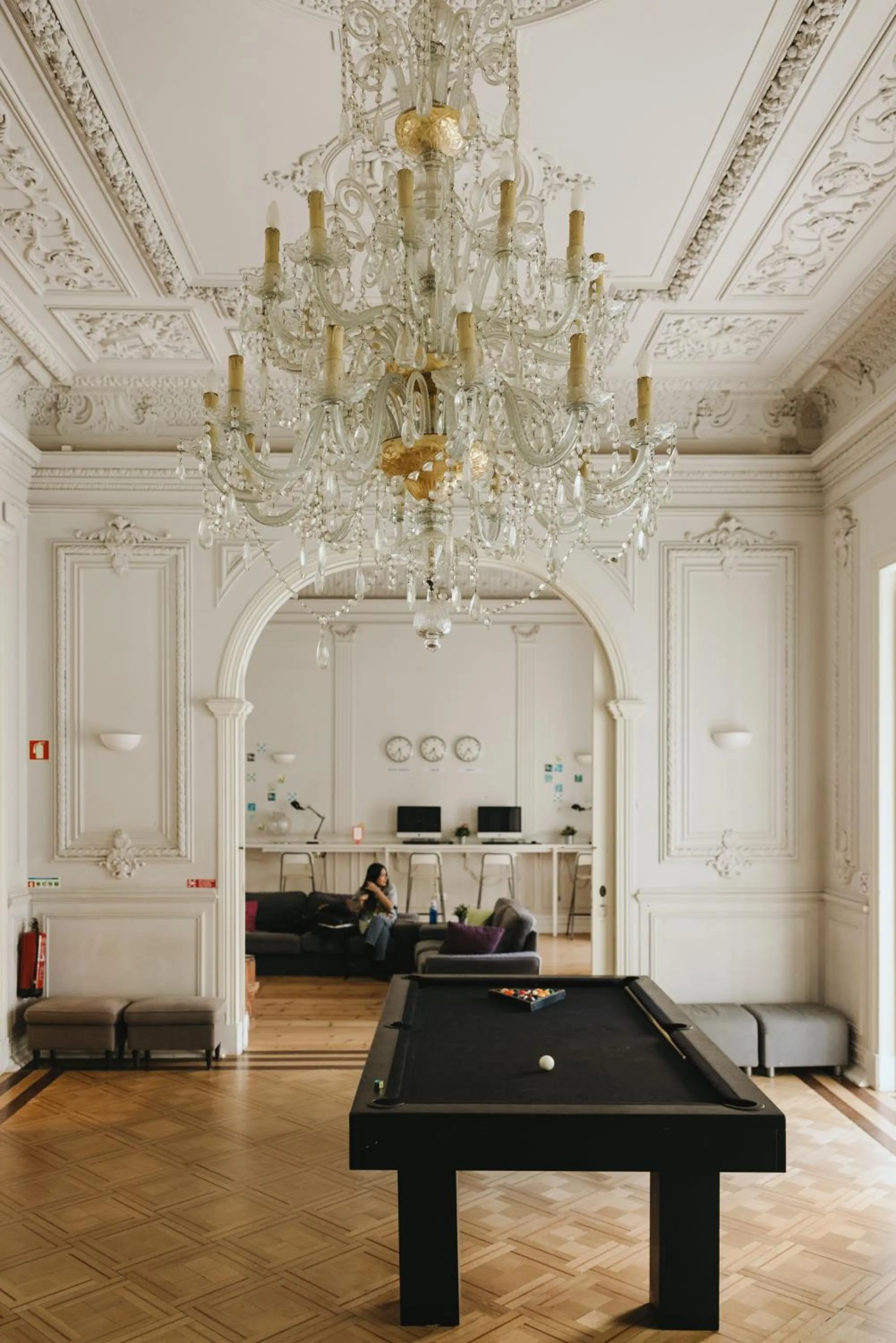 Billiard in Lisb'on Hostel