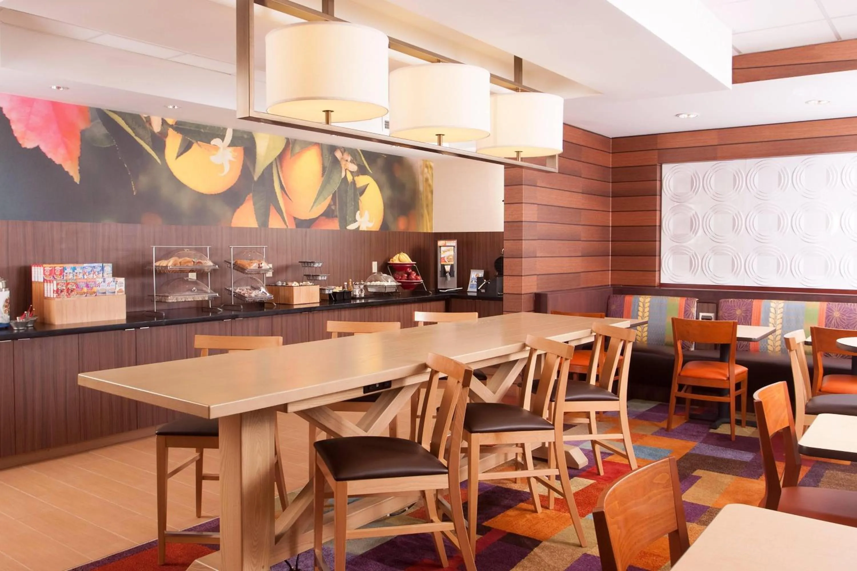 Breakfast in Fairfield Inn Charlotte Gastonia