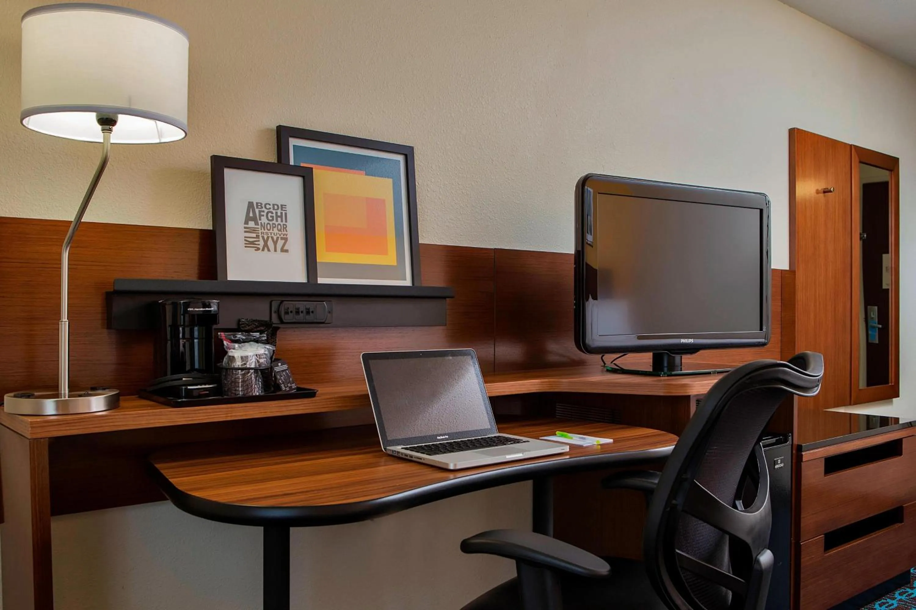 Photo of the whole room in Fairfield Inn Charlotte Mooresville Lake Norman