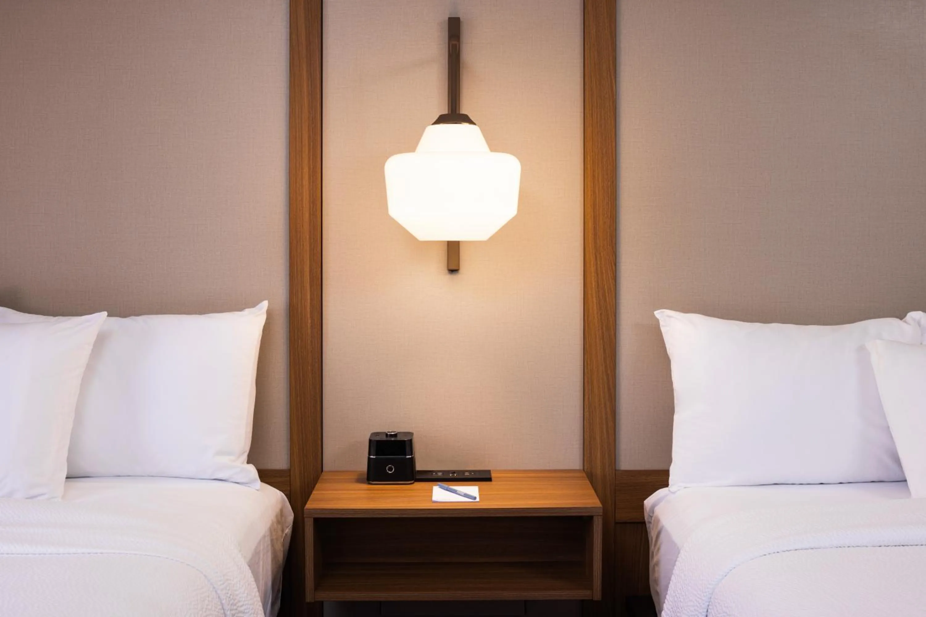 Bedroom, Bed in Fairfield Inn & Suites by Marriott Columbus East