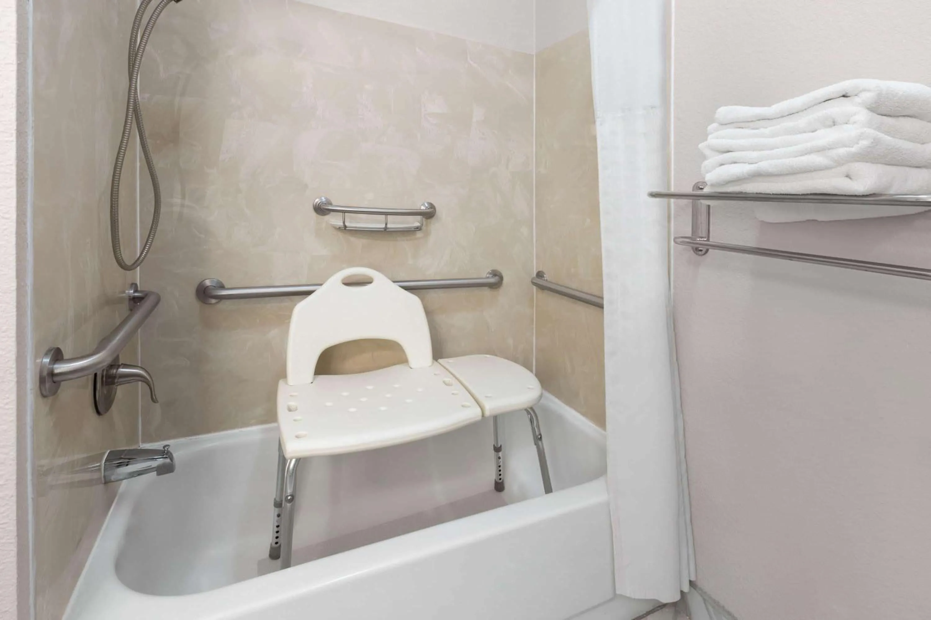 Bathroom in Wingate by Wyndham Marion