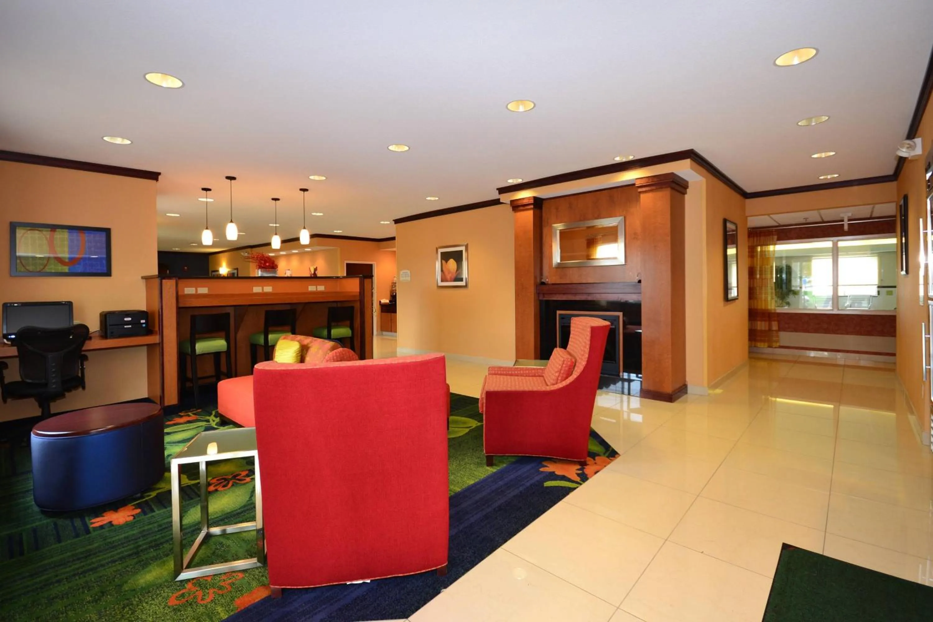 Lobby or reception in Fairfield Inn & Suites Jefferson City
