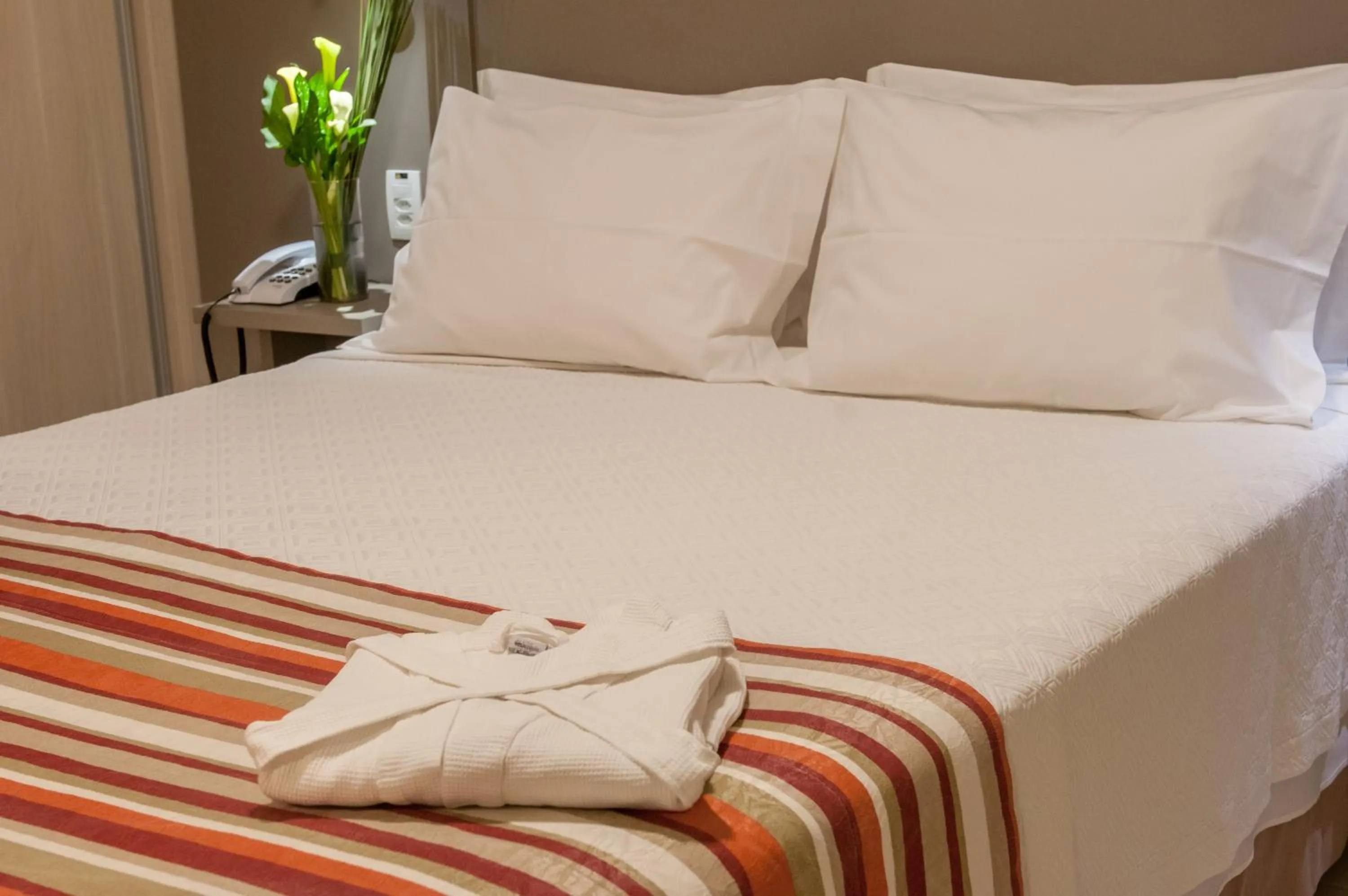 Bed in Saint Peter Hotel