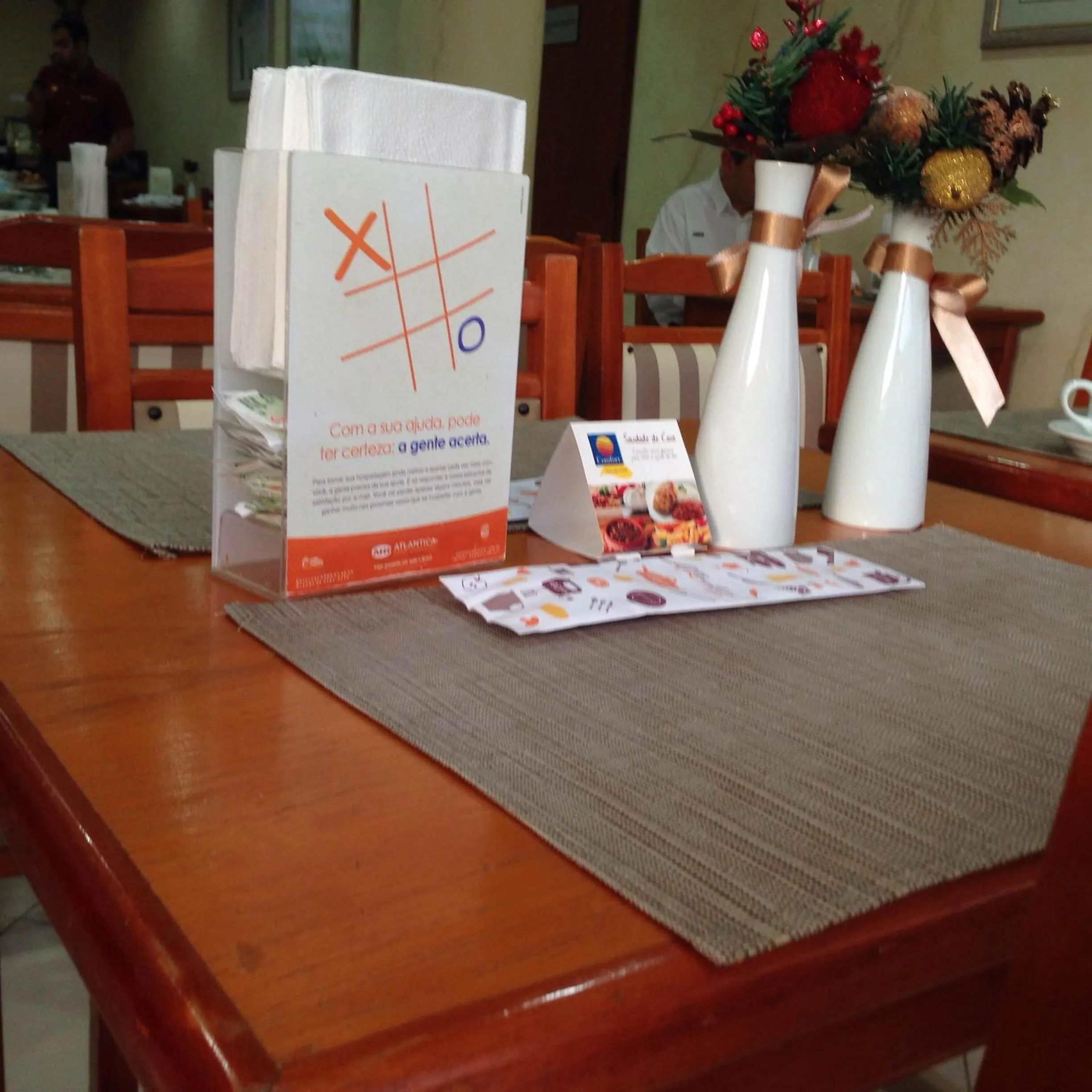 Restaurant/places to eat in Saint Peter Hotel