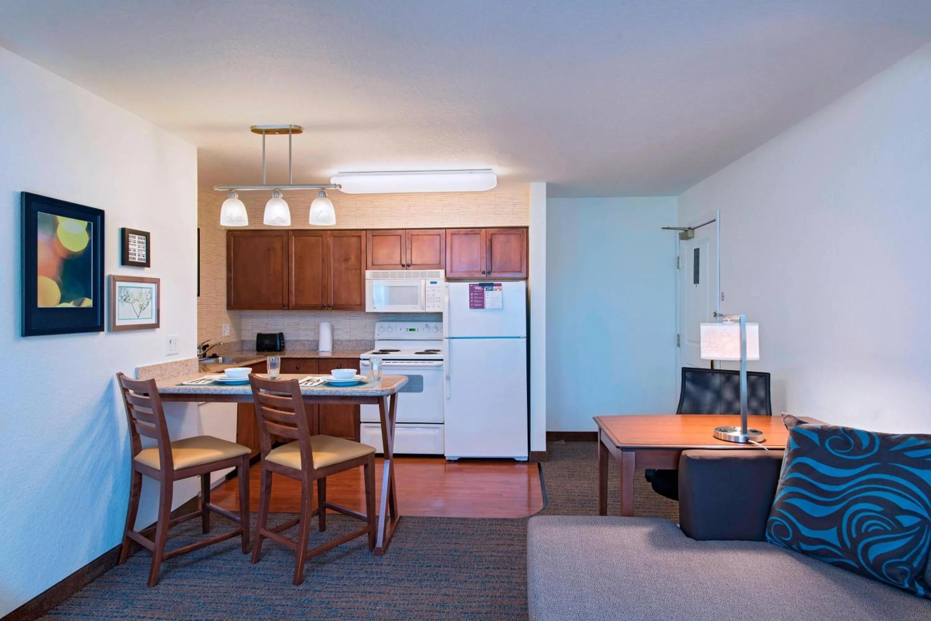 Kitchen or kitchenette in Residence Inn Columbia