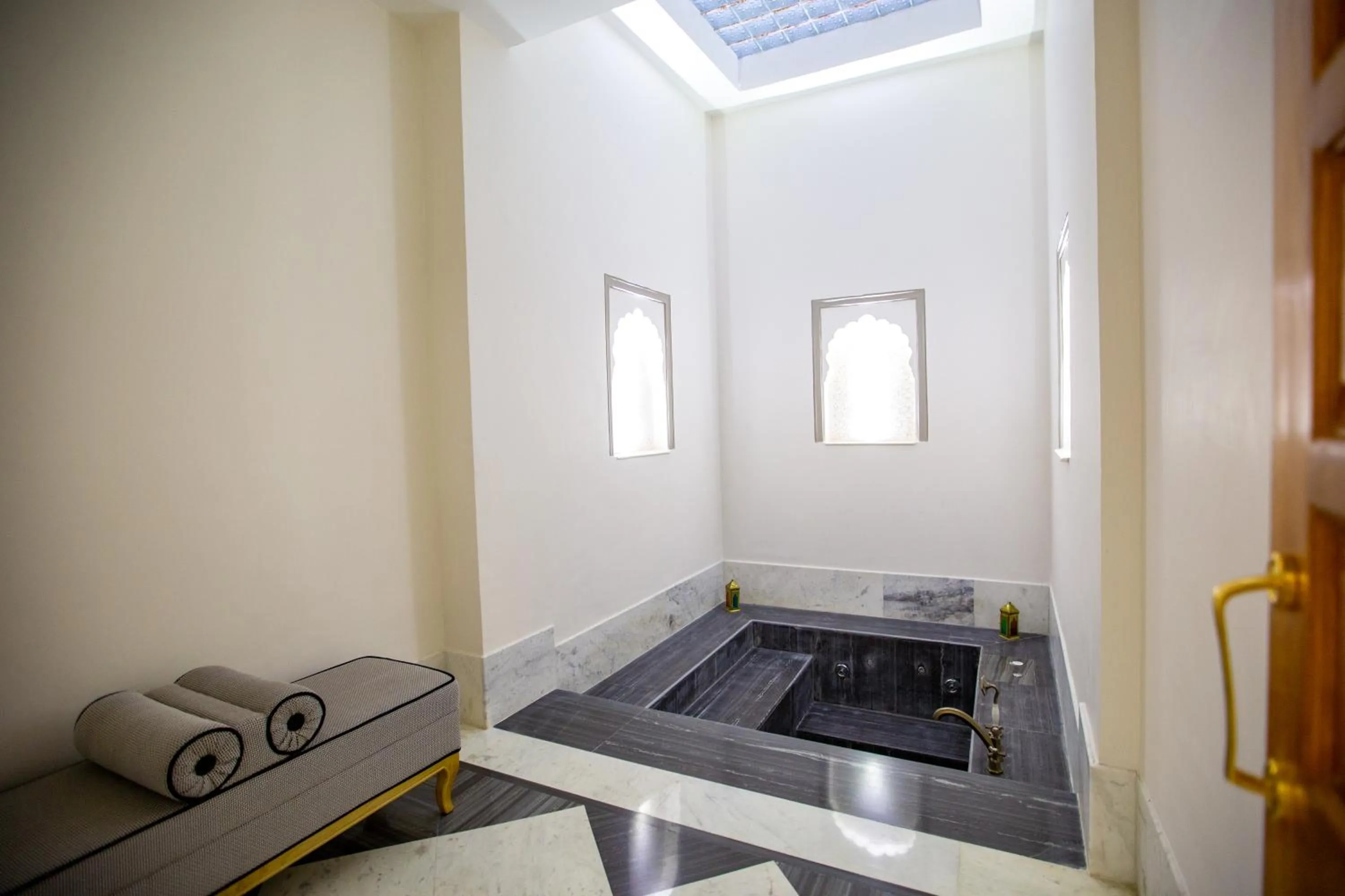 Hot Tub in Buena Vista Luxury Garden Spa Resort