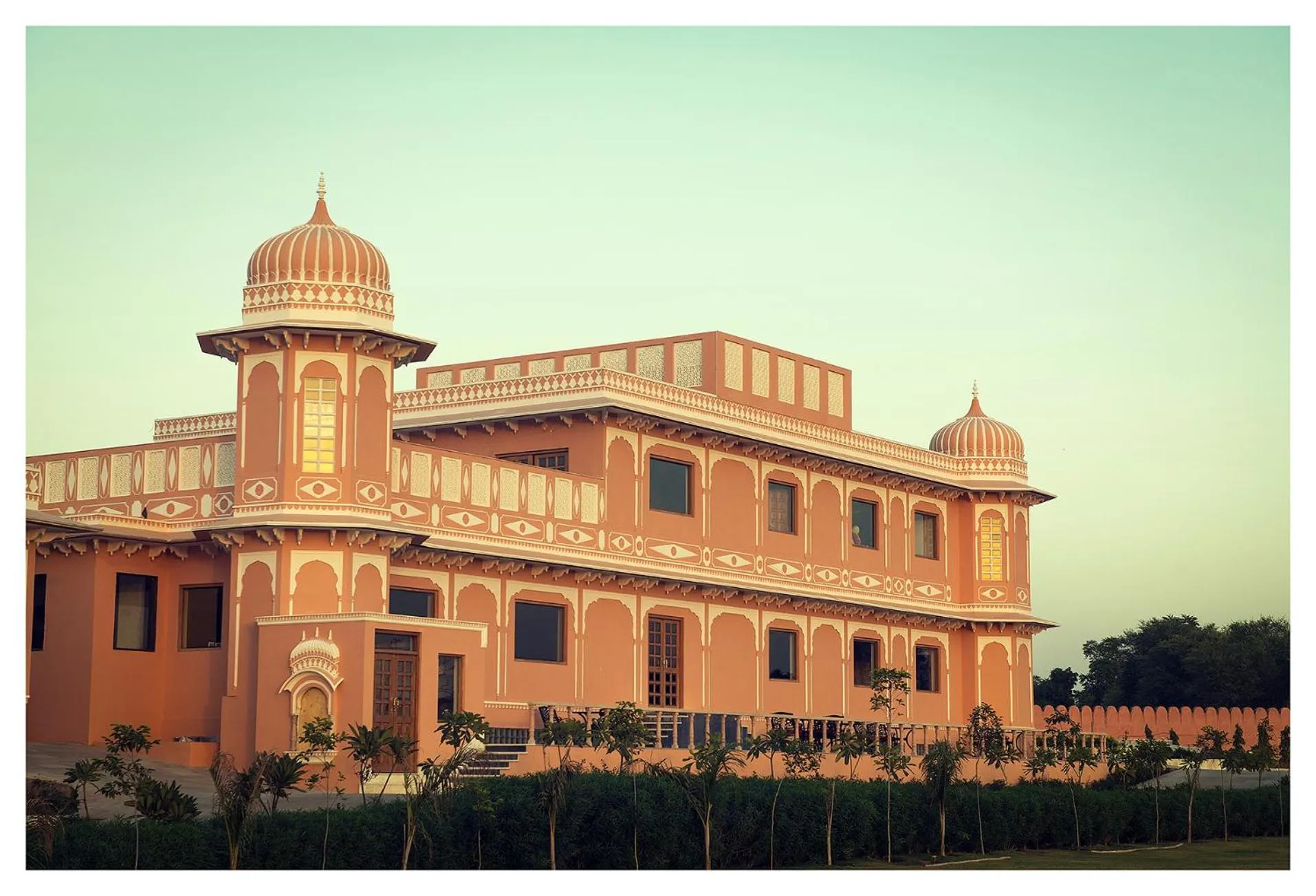 Day in Buena Vista Luxury Garden Spa Resort