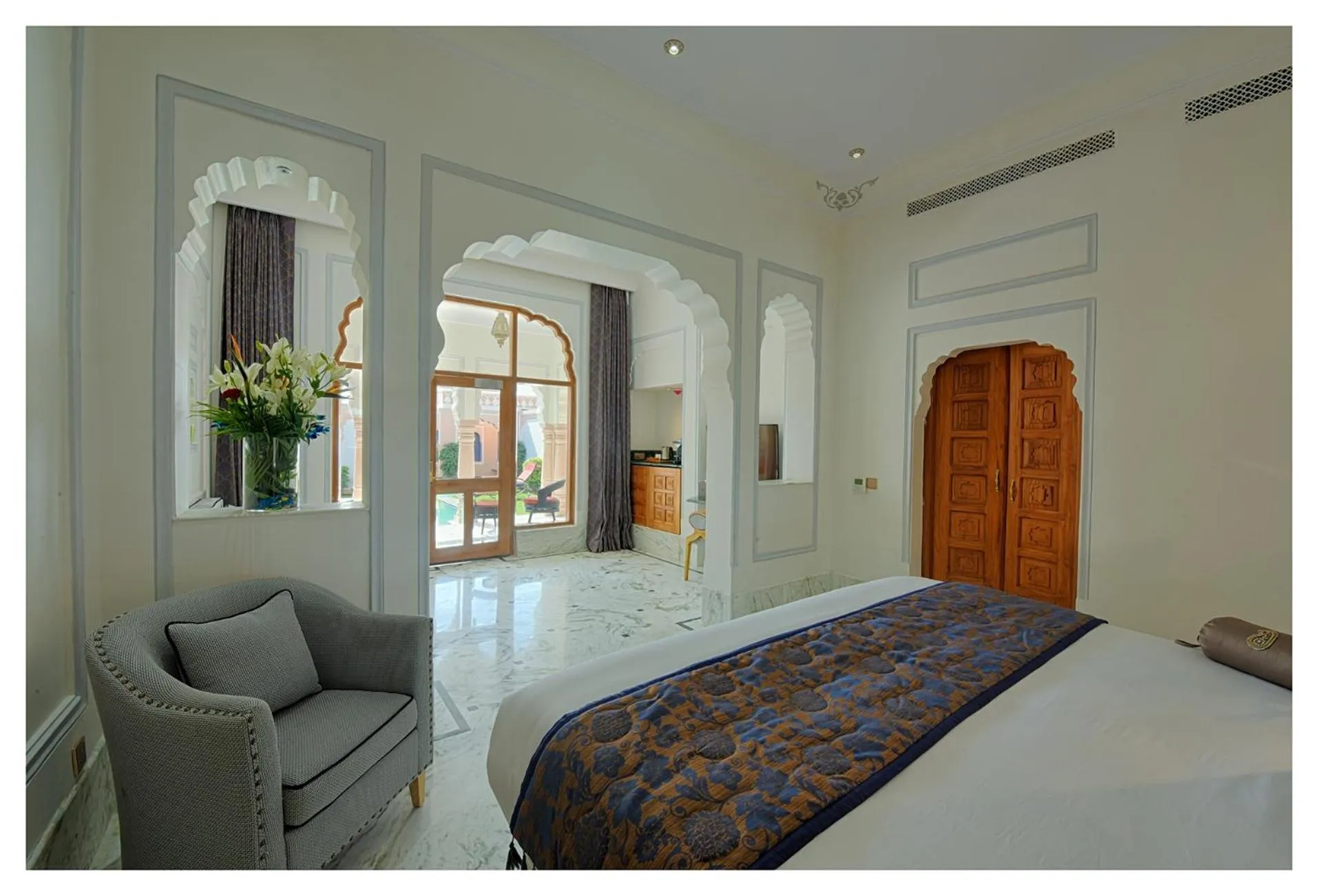 Bedroom, Bed in Buena Vista Luxury Garden Spa Resort