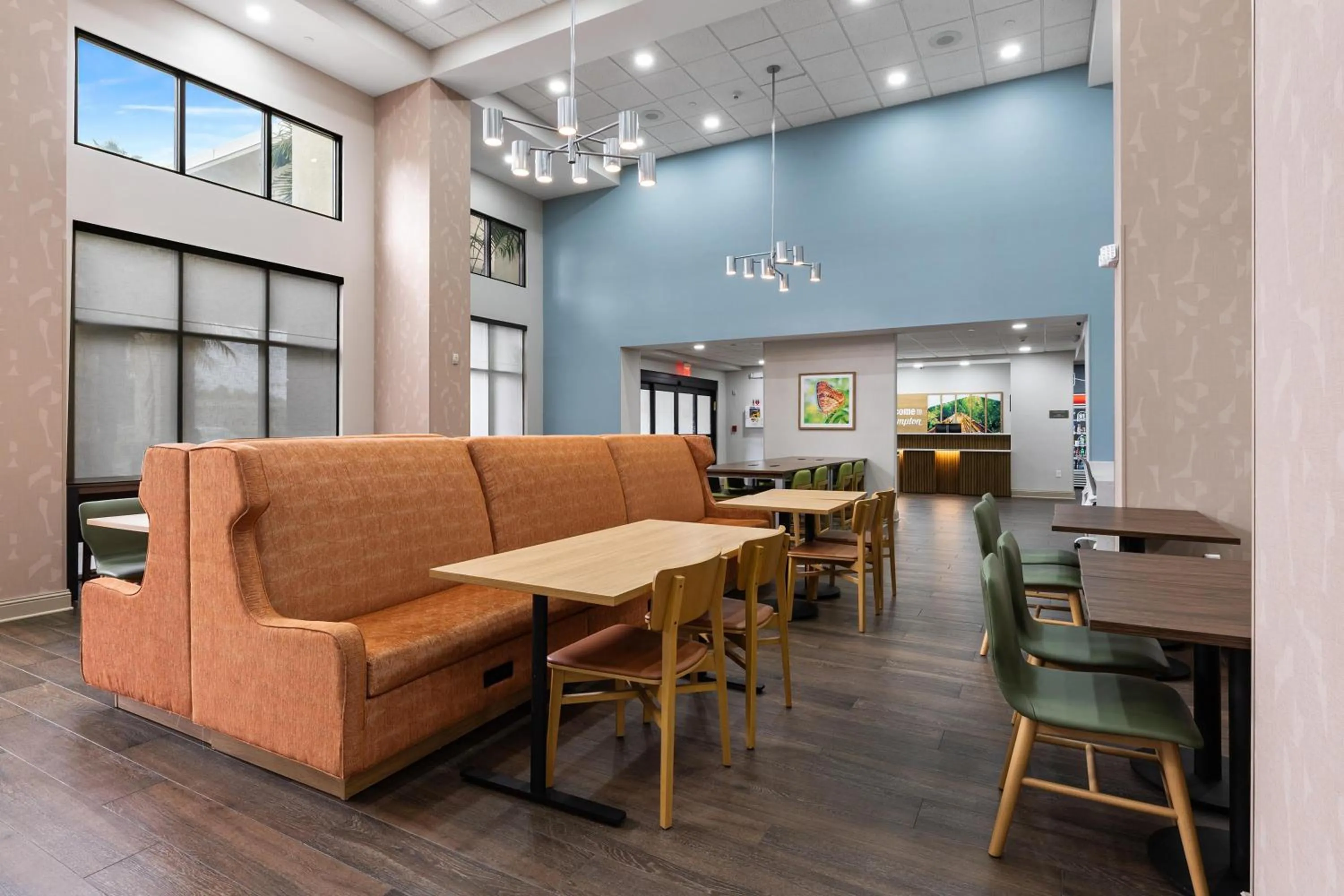 Lobby or reception in Hampton Inn & Suites Tampa-Wesley Chapel