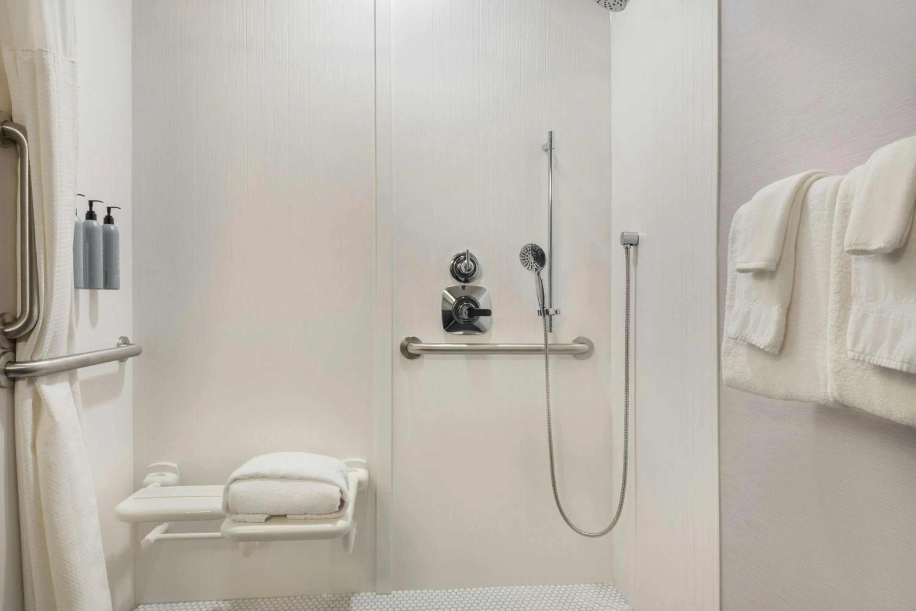 Bathroom in Courtyard Casper