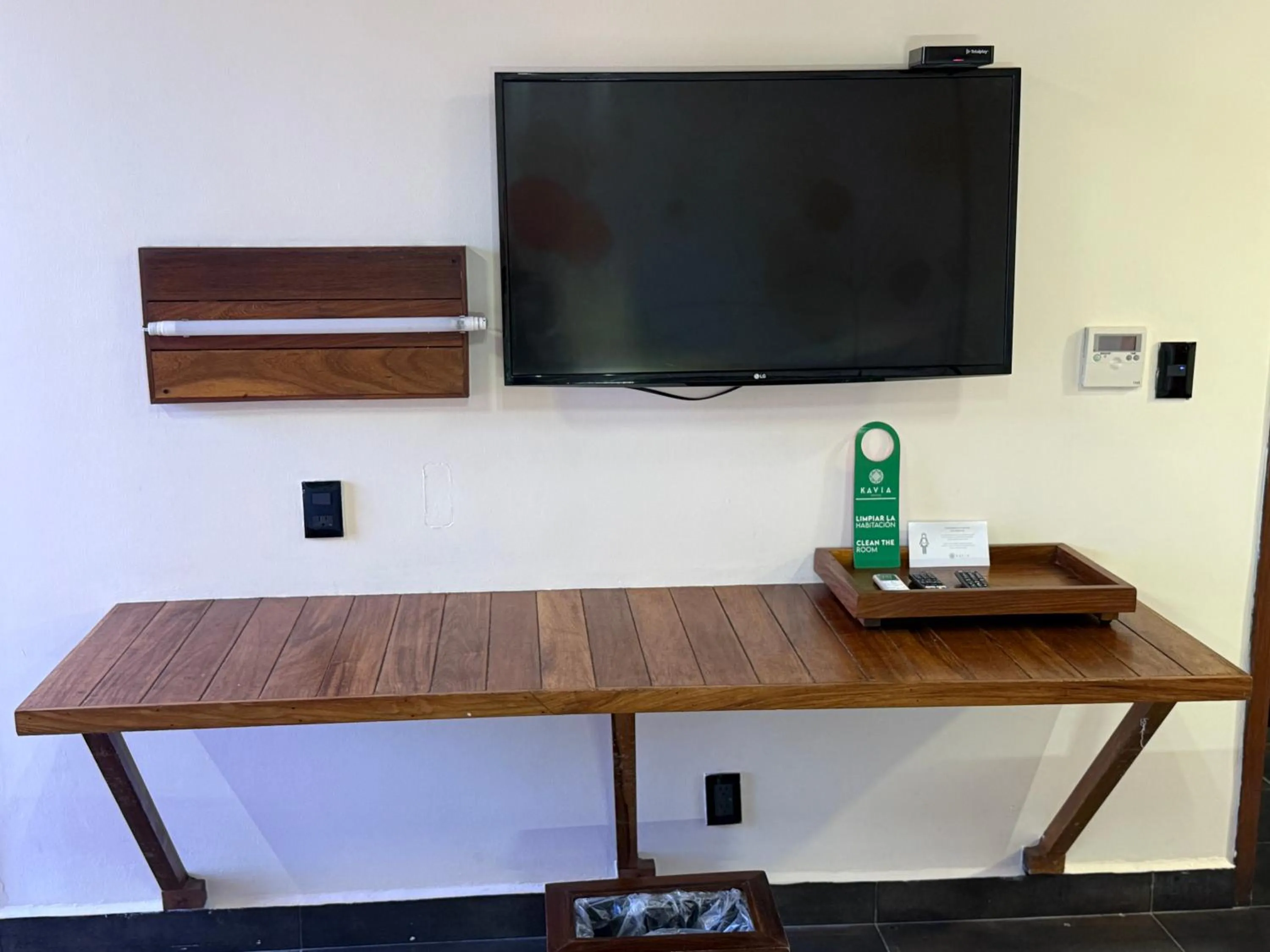 TV and multimedia in Reina Roja Hotel Boutique