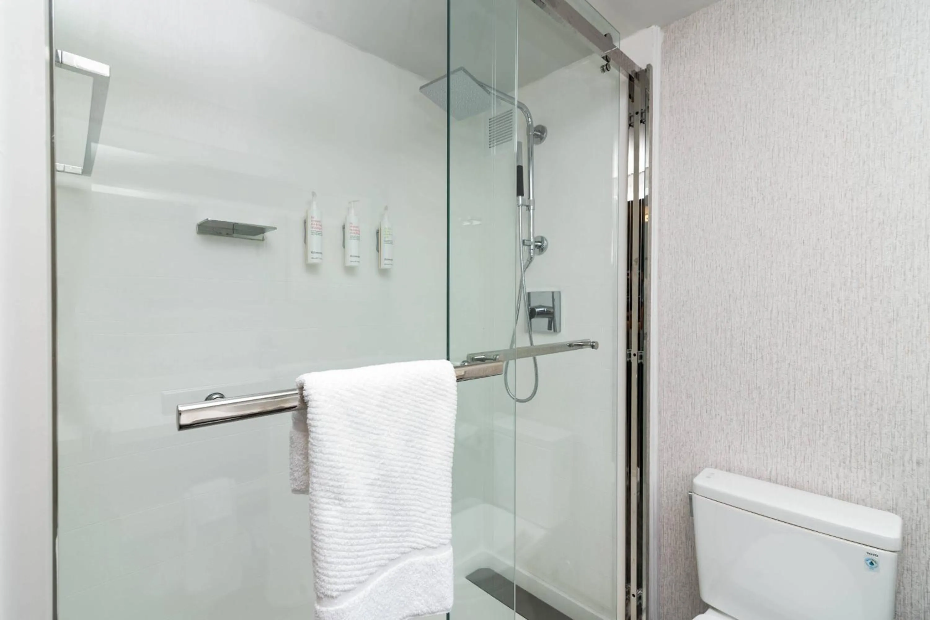 Bathroom in Columbus Marriott