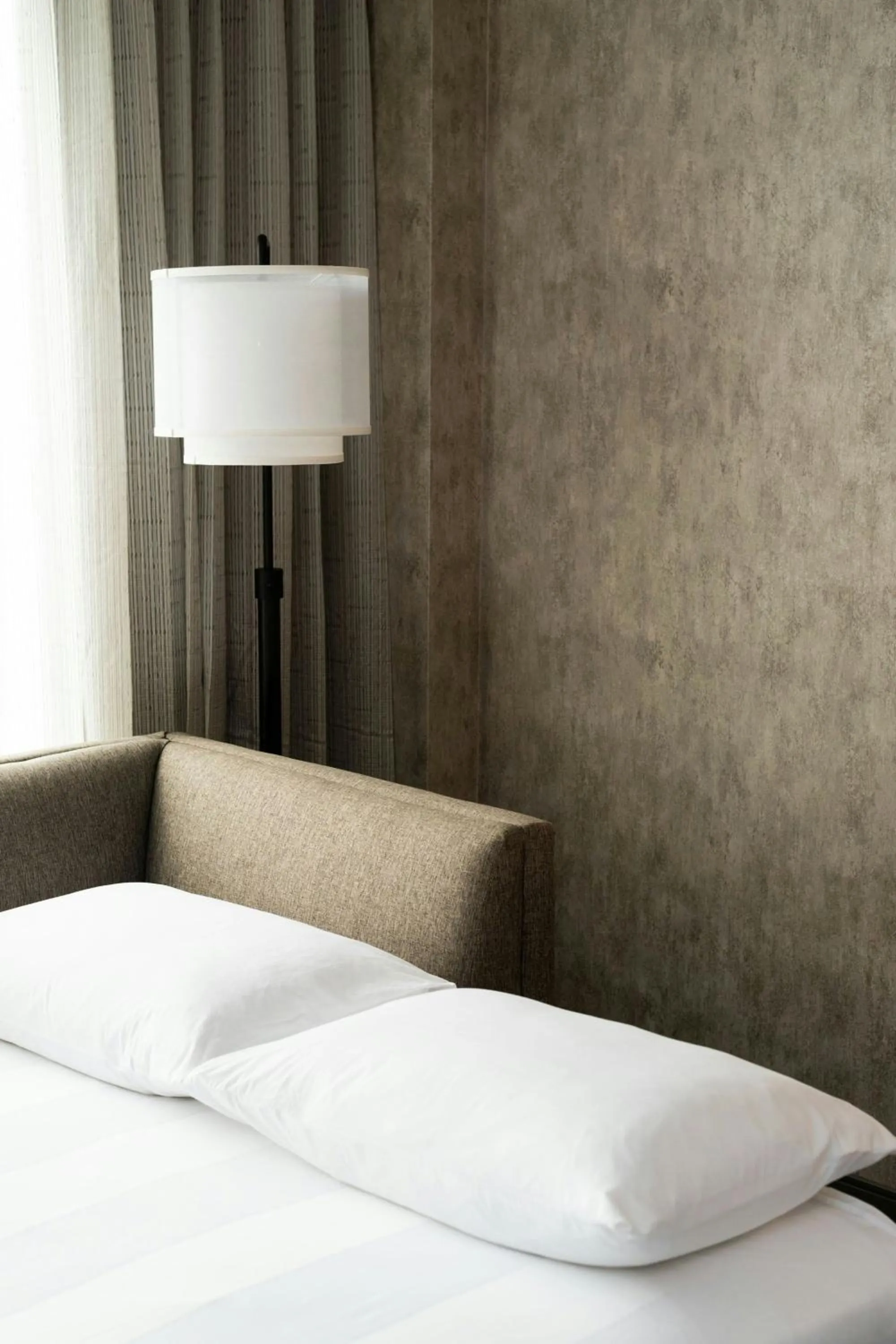 Photo of the whole room, Bed in Columbus Marriott