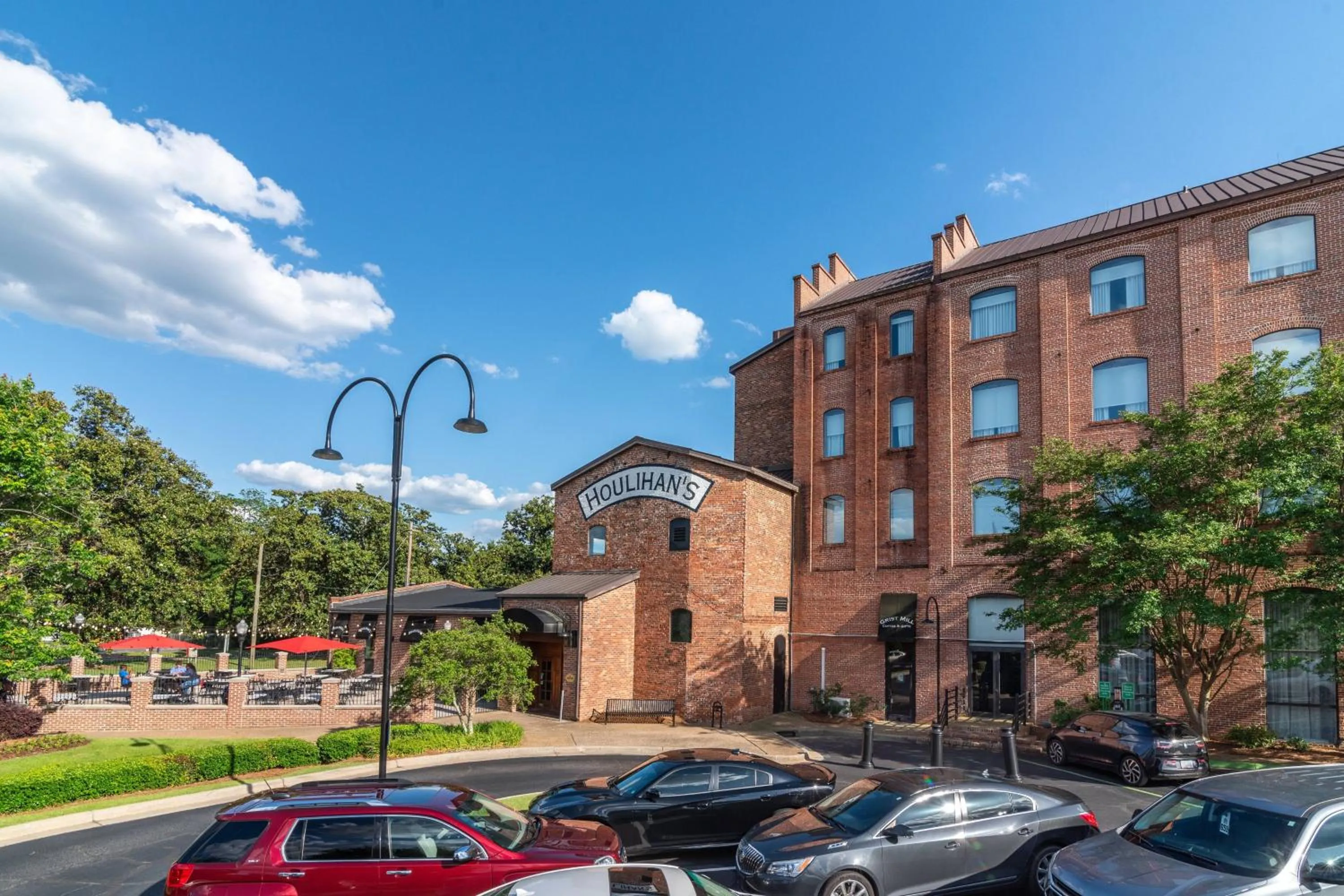 Property building in Columbus Marriott