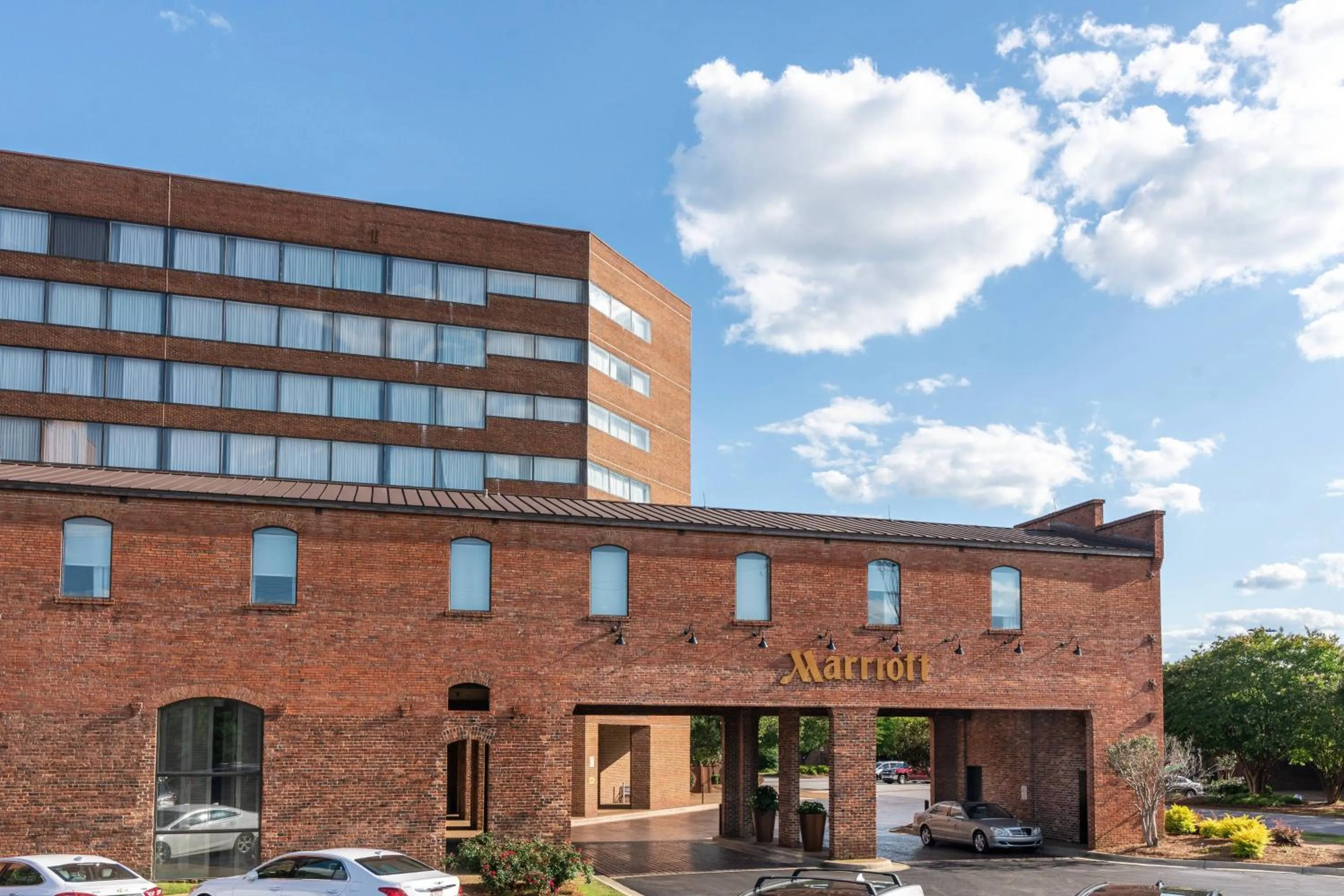 Property building in Columbus Marriott