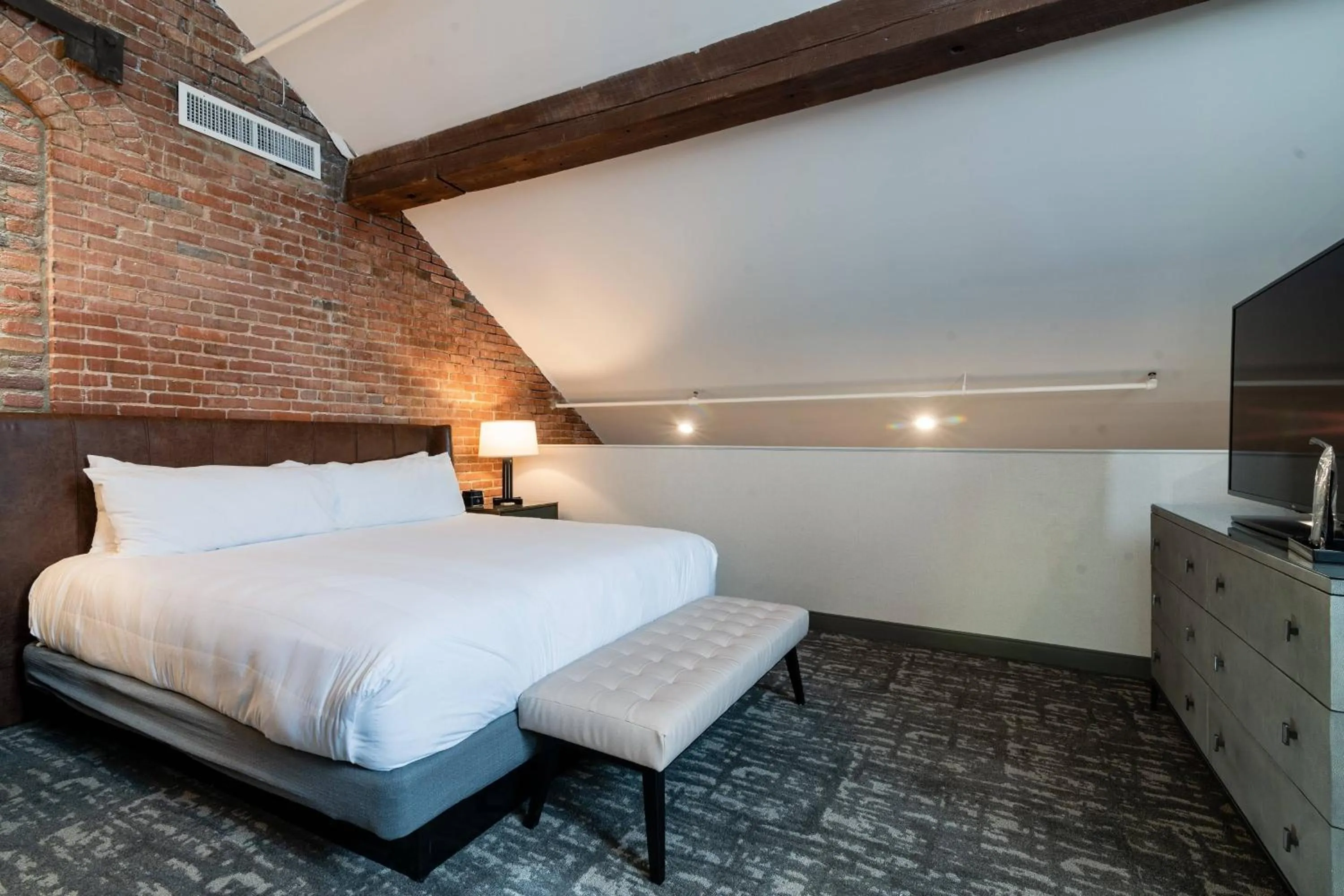 Bedroom, Bed in Columbus Marriott