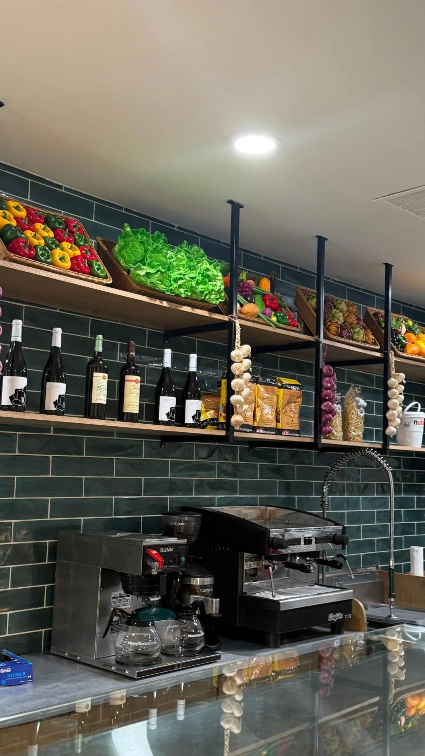 Restaurant/places to eat in Miami Sun Hotel - Downtown/Port of Miami