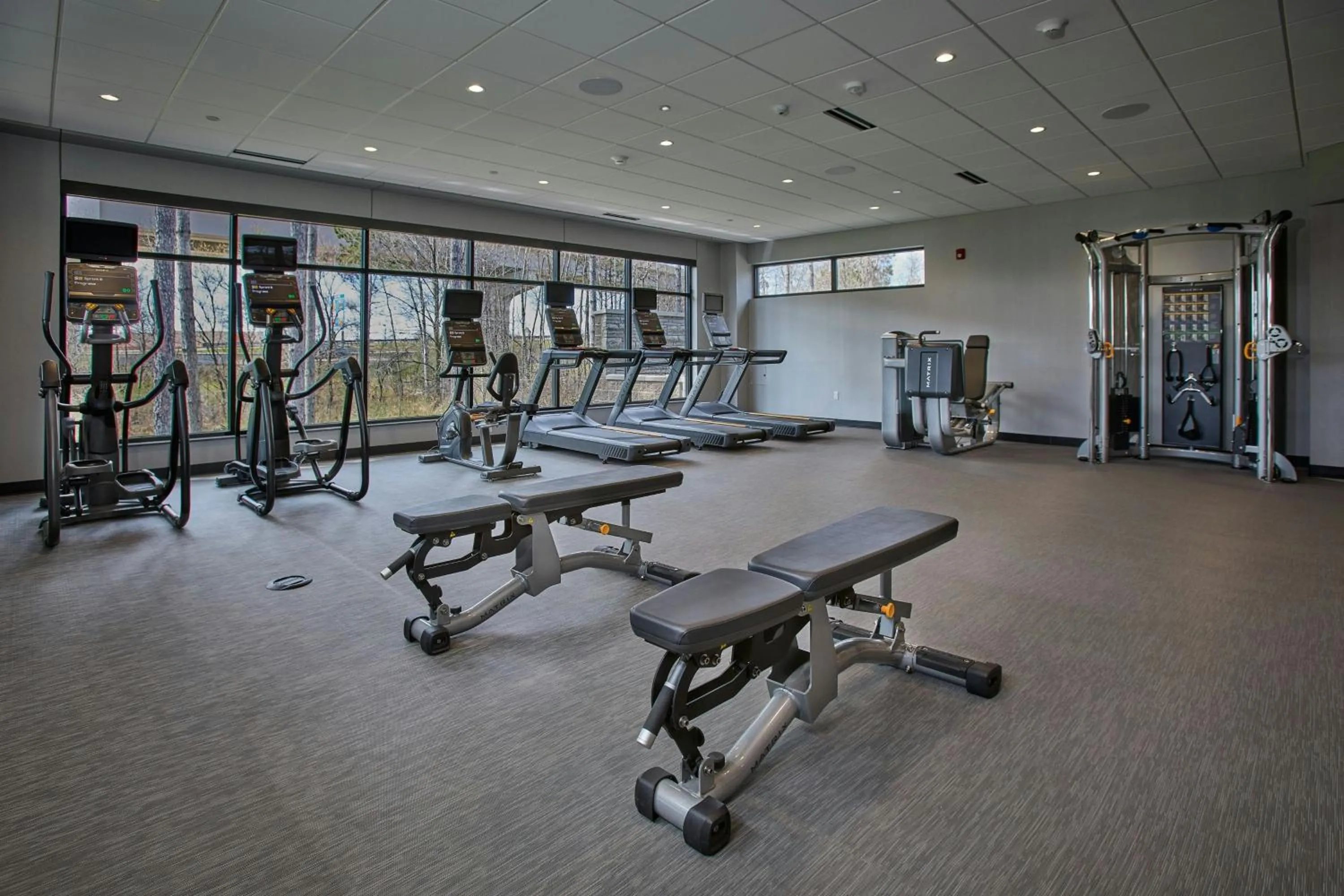 Fitness centre/facilities in Courtyard Wausau