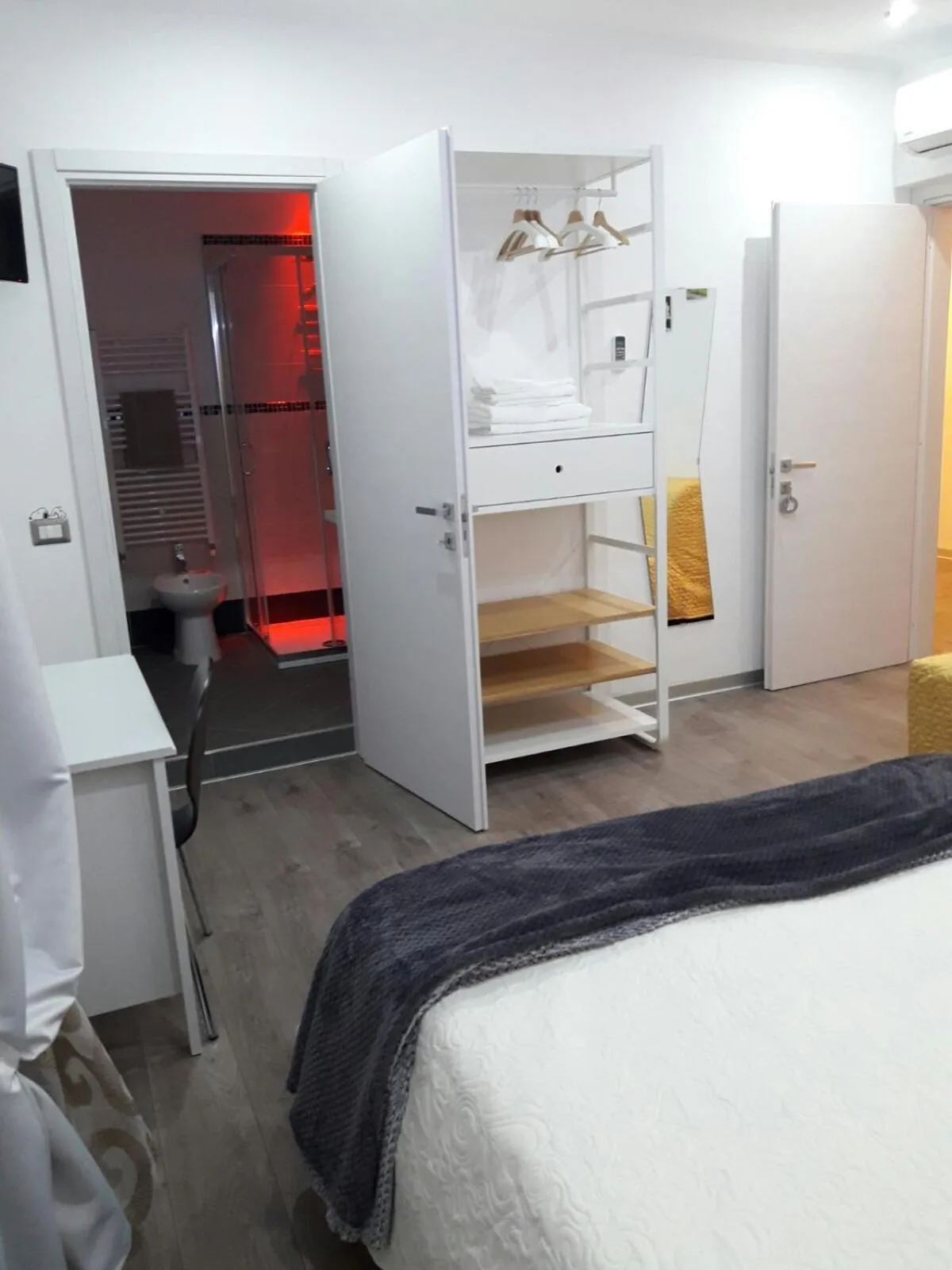 Dolce Vita Lovely Suites