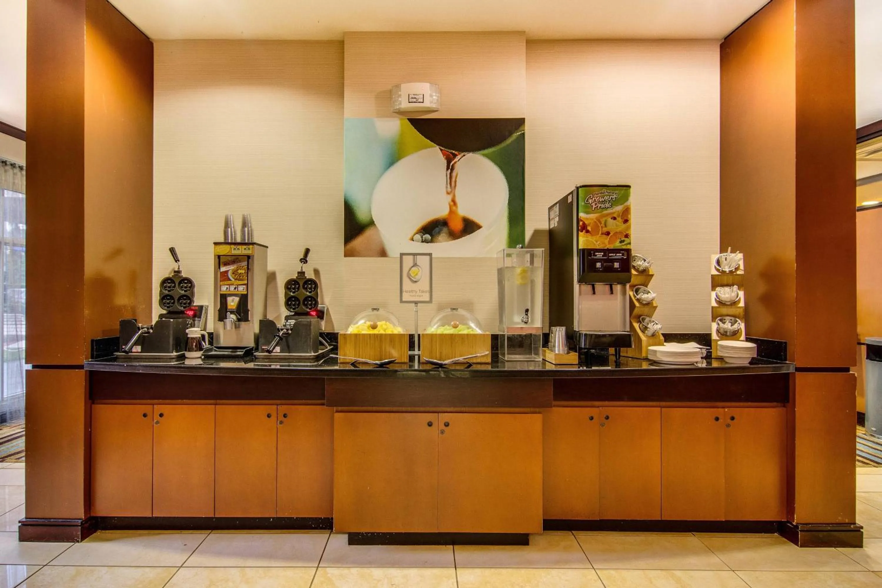 Breakfast in Fairfield Inn & Suites Palm Coast I-95