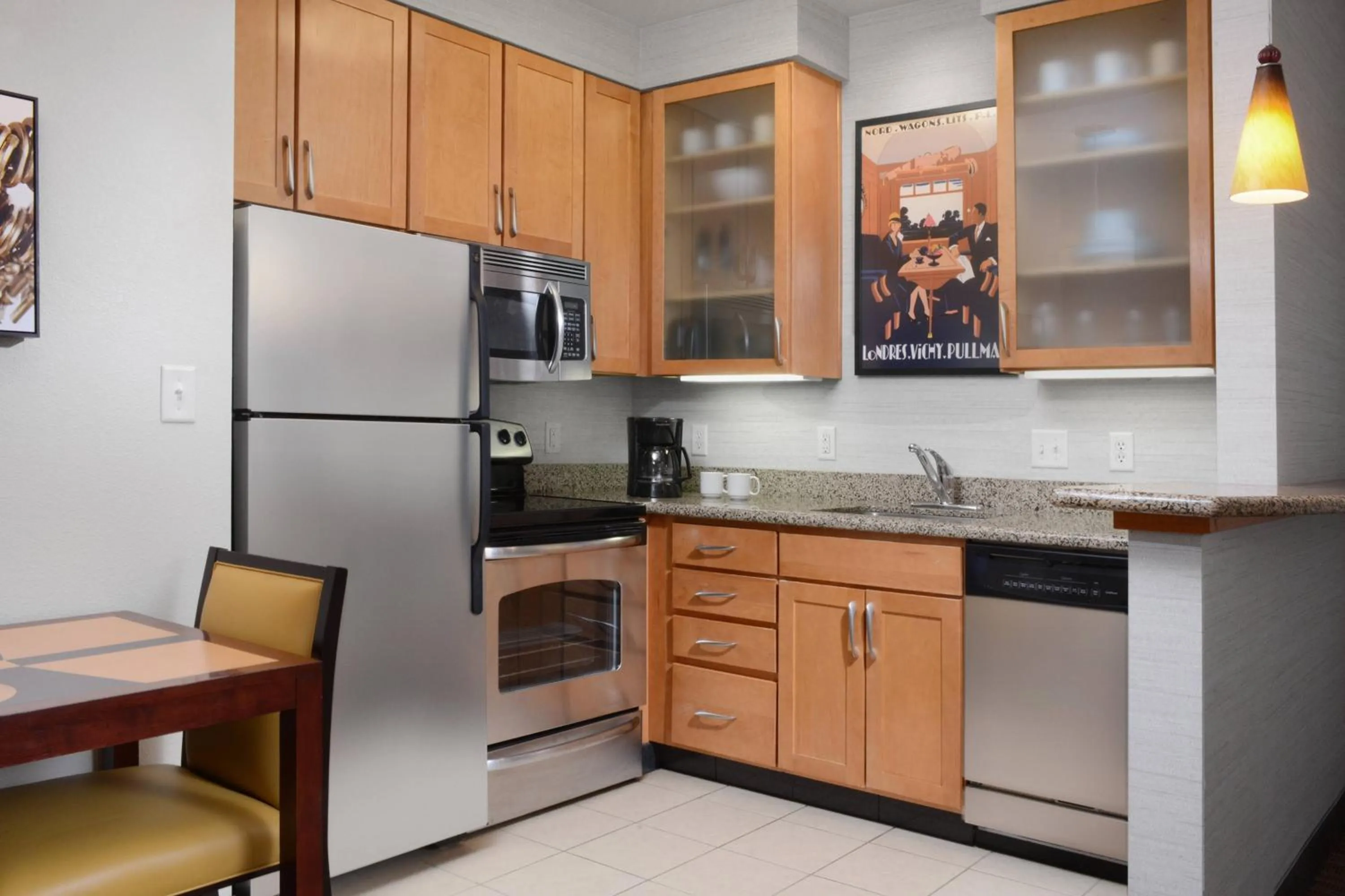Kitchen or kitchenette in Residence Inn by Marriott Dallas Plano The Colony