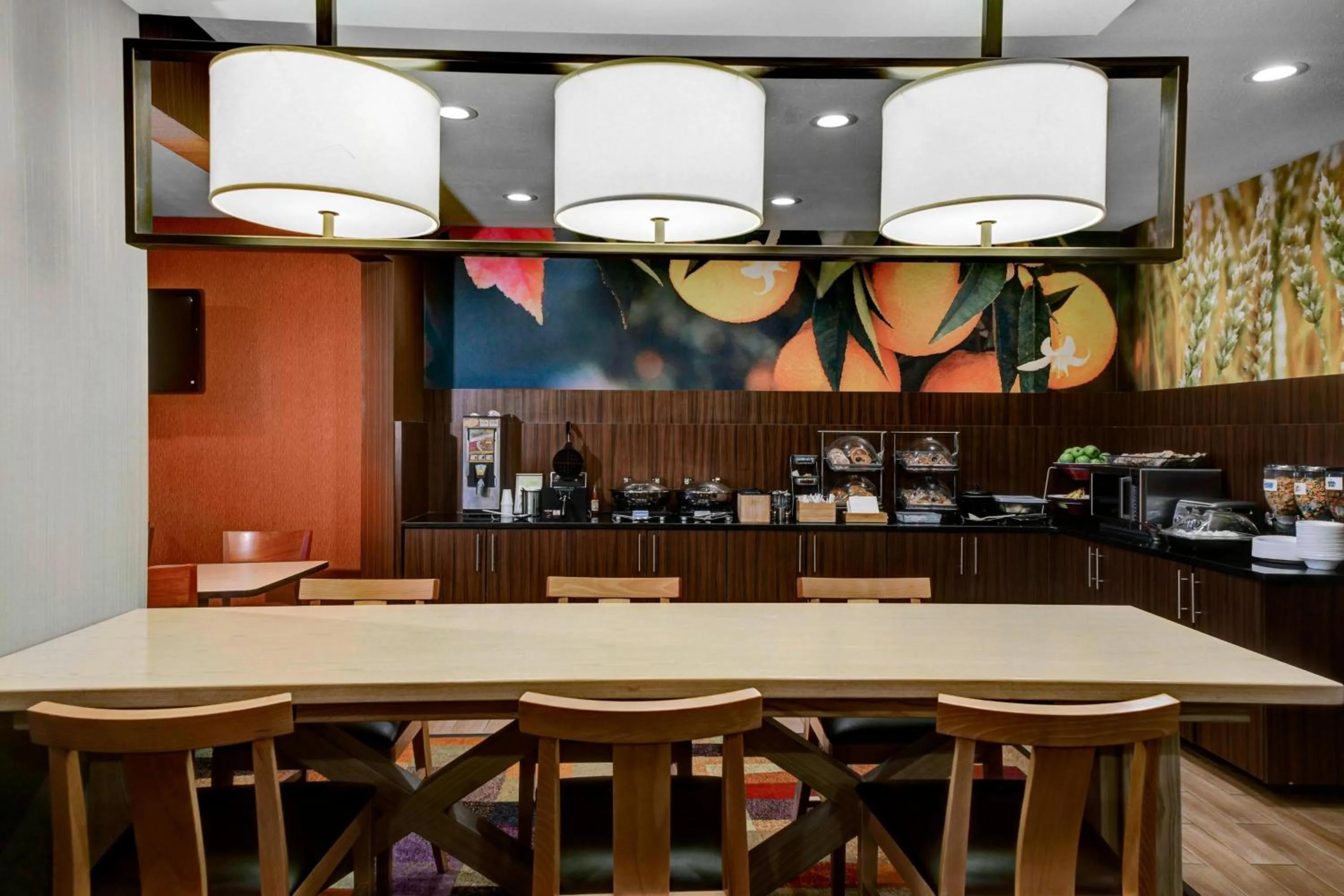 Restaurant/places to eat in Fairfield Inn by Marriott Dothan
