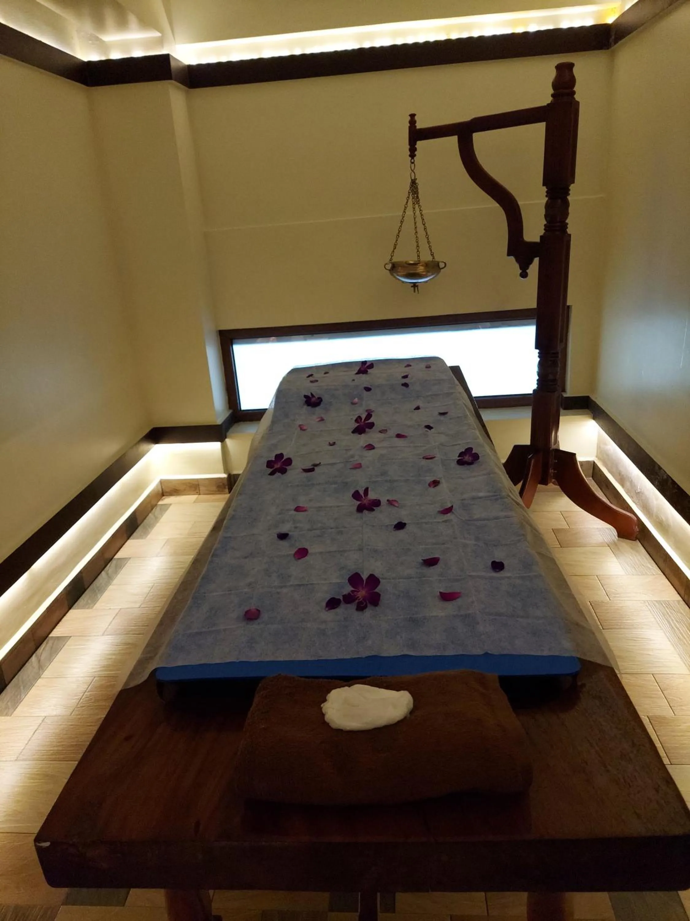 Spa and wellness centre/facilities, Bed in Elixir Hills Suites Resort and Spa