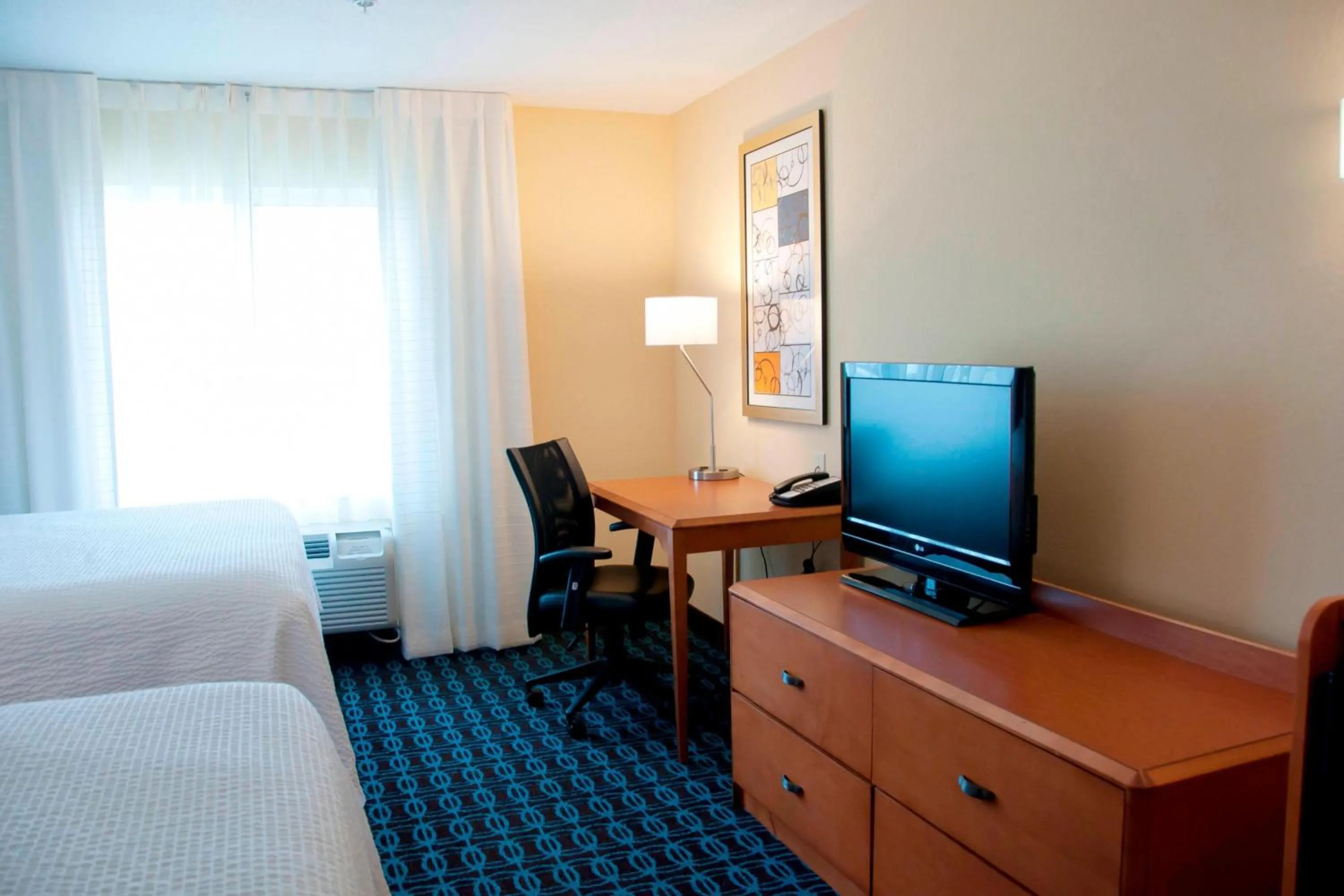 Photo of the whole room, Bed in Fairfield Inn & Suites Ames