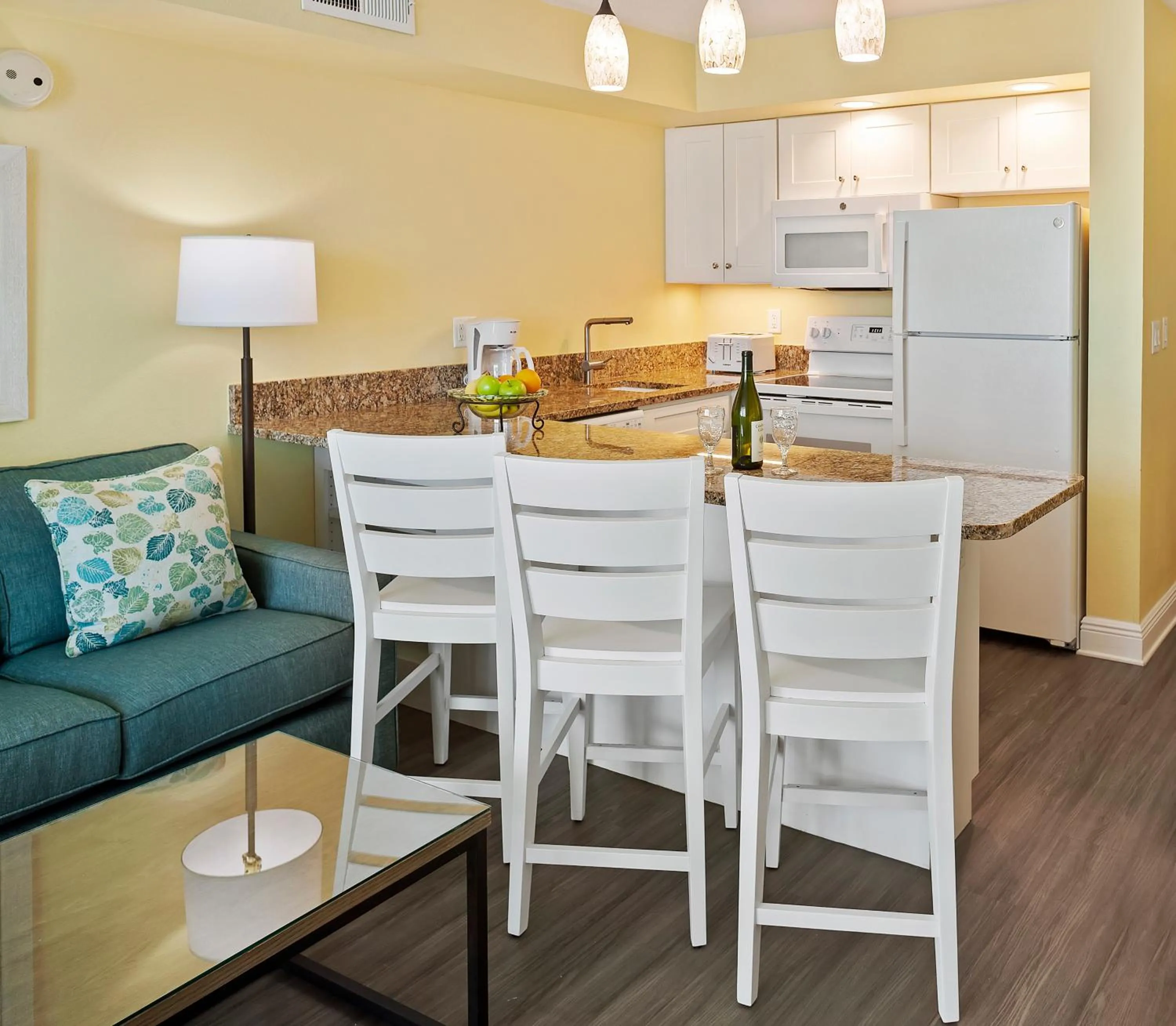 Breakfast in Royal Floridian Resort by Spinnaker