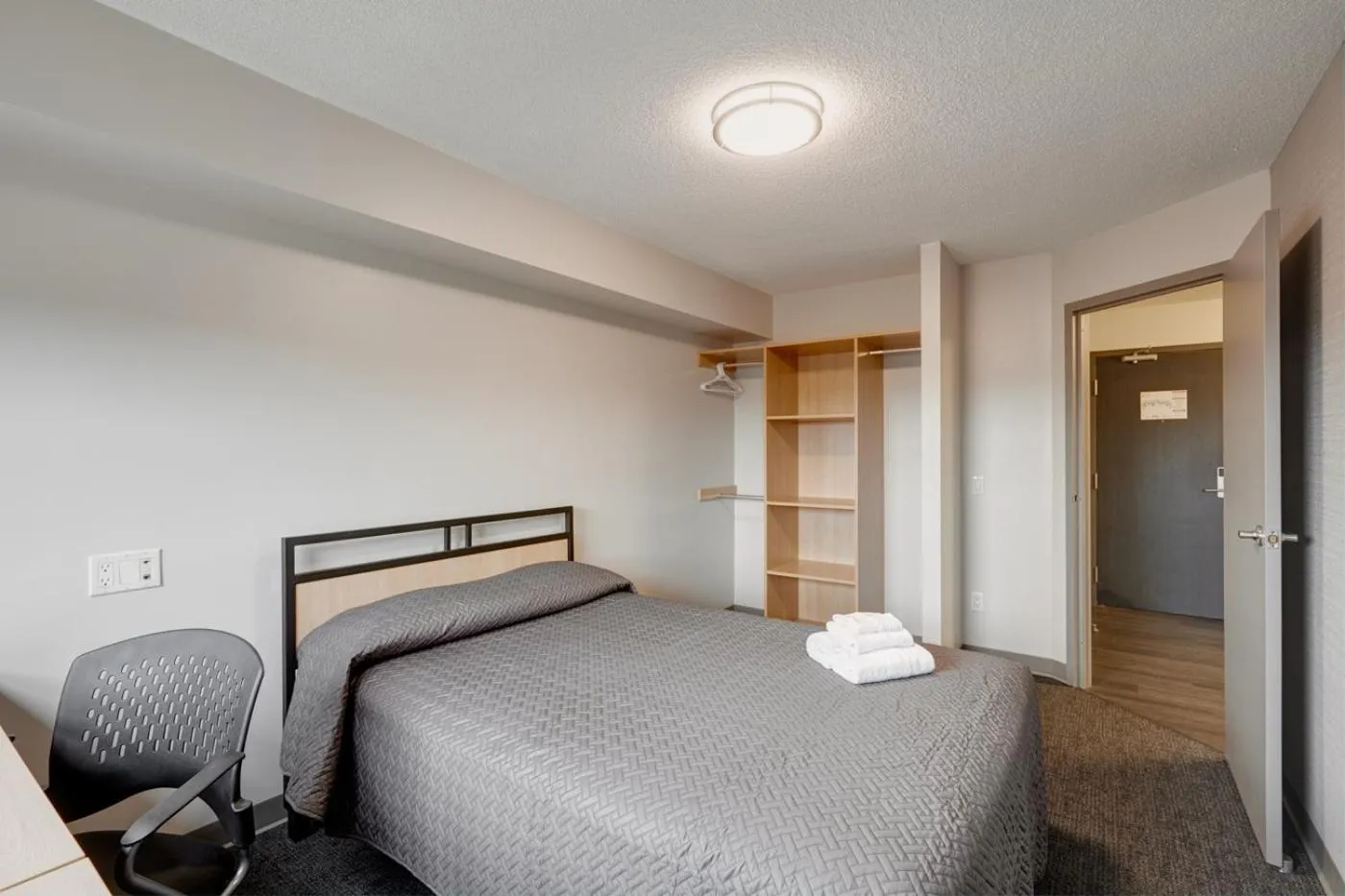 Bed in Residence & Conference Centre - Toronto